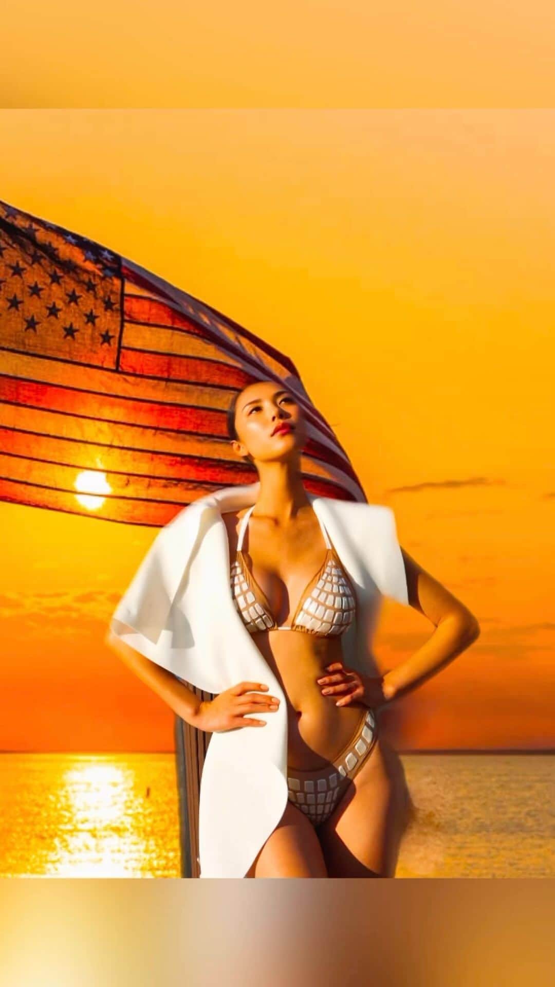 森理世のインスタグラム：「The 4th of July ❤️🤍💙」