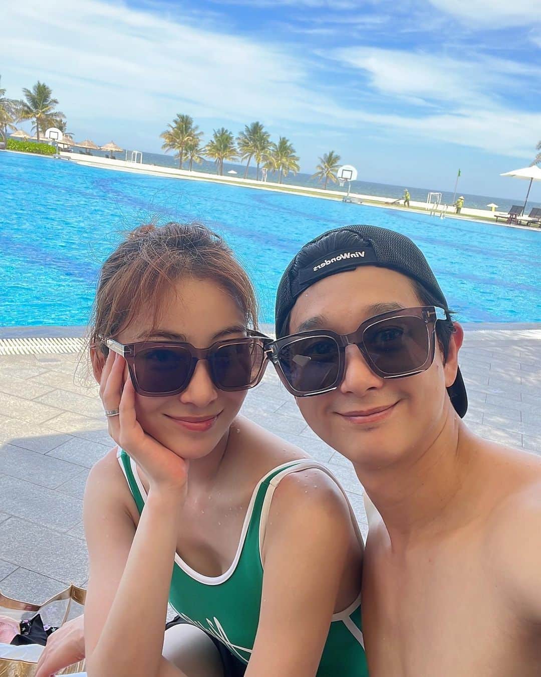 ワン・ジウォンさんのインスタグラム写真 - (ワン・ジウォンInstagram)「진짜 너무 좋다😆 힐링타임🥂 @jongduck_91  #다낭#여름휴가」7月5日 15時05分 - jinams2w_1112