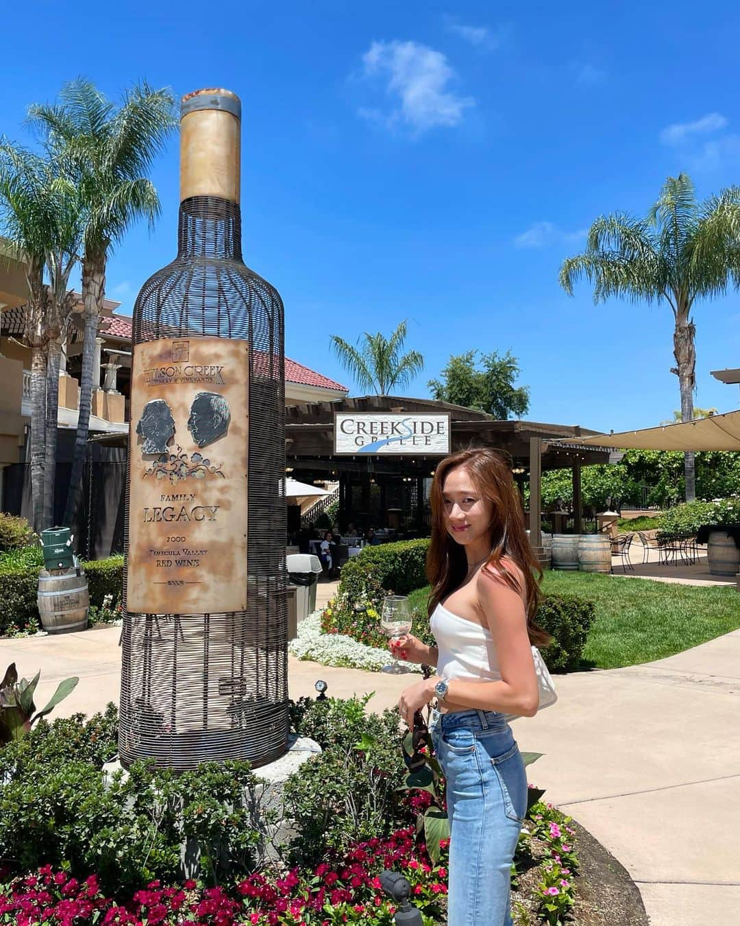 コ・ソンヒのインスタグラム：「🇺🇸🍷🥂🍕🥗 #mybirthdaytrip - 1   ▪️#wilsoncreekwinery  ▪️#pontewinery  ▪️#pontevineyardinn 🏡  At #Temecula」