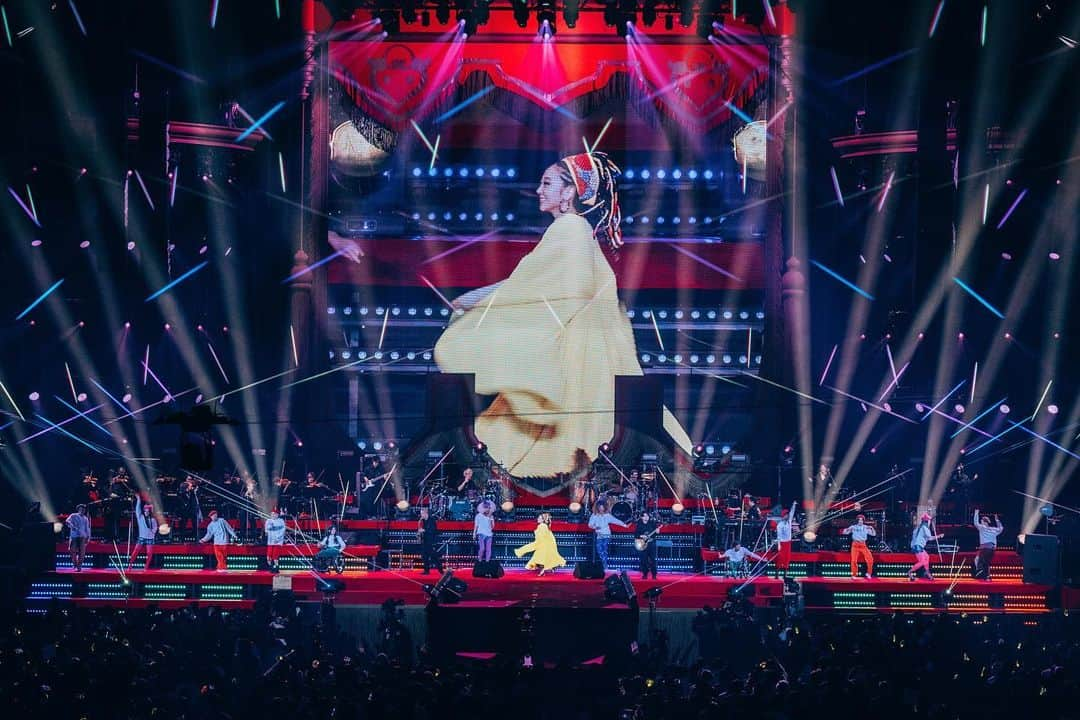 MISIAのインスタグラム：「「25th Anniversary MISIA THE GREAT HOPE」BD & DVD 発売まであと2日！🙌❤️‍🔥  #MISIA #25thanniversary  #MISIATHEGREATHOPE #7月7日発売 🌻」