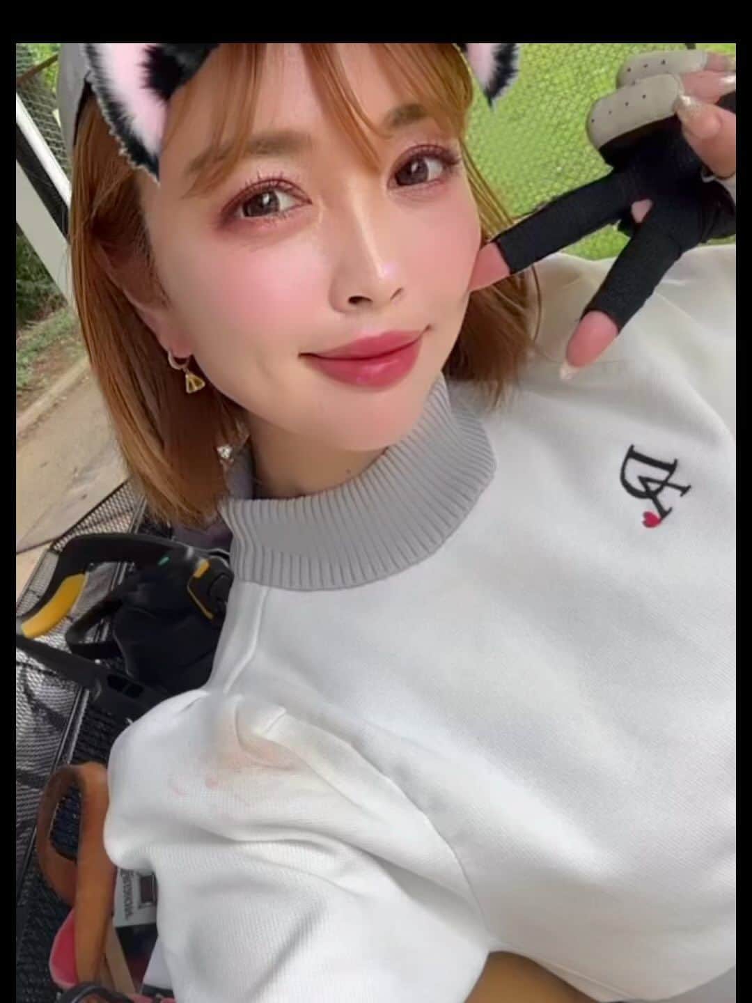 板橋瑠美のインスタグラム：「スマイルゴルフのguestとして初参戦してきましたー！！^ ^  in茨城県の玉造ゴルフ倶楽部　若海コース！！  グリーンが2グリーンでのせるのが大変だったけど、戦略が難しくてやりがいのあるコースでしたー！！✨✨ ご飯もおいしかった❤︎！  みなさん本当良い方ばかりでとても楽しい一日になりました💓！！  次回7/15.8/6もあるので是非一緒に回ってくれる方、 男女問わず💓  お待ちしてますーーー！^ ^  こちらから💓 @smilegolf2018」