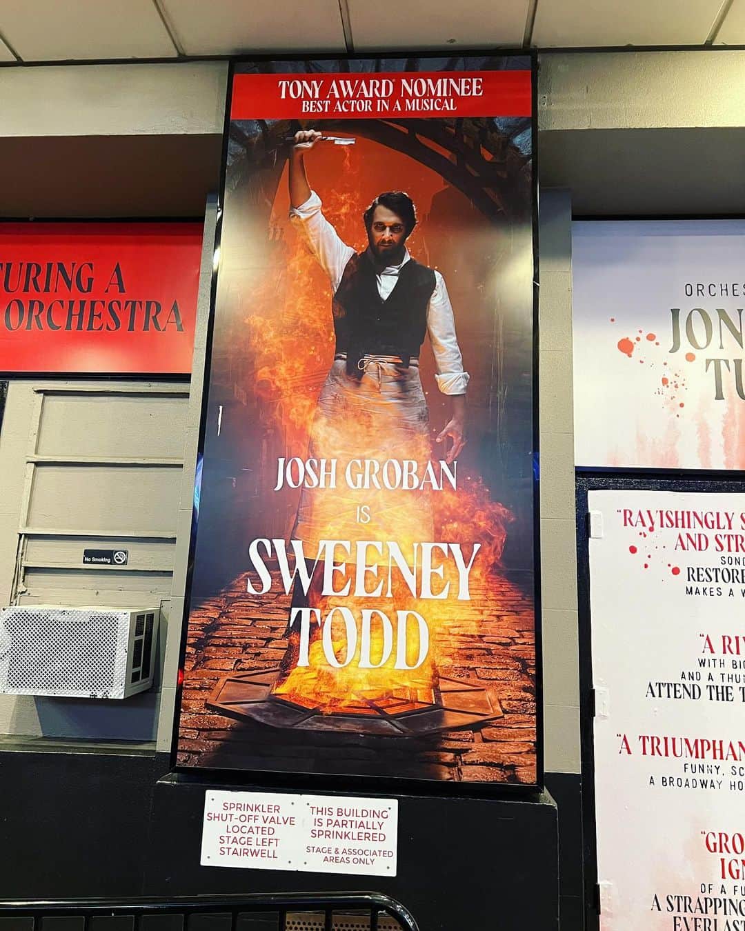 大澄賢也さんのインスタグラム写真 - (大澄賢也Instagram)「ミュージカル 「Sweeney Todd」観劇✨  主演の2人 「Josh Groban」 「Annaleigh Ashfofd」  圧巻の歌唱と演技👏👏👏  そしてカンパニー全体のまとまり、歌唱、動き、振付、ステージングが本当に素晴らしく また新しい 「Sweeney Todd」を 見ている様だった  ソンドハイムの楽曲が 心地良く感じるくらいに キャストの歌唱のレベルが高いー 流石Bravo👏👏👏でした  Netflixの 「Stranger Things」にも出演してる 「Gaten Matarazzo」も 見れて嬉しかった 今までもBroadway の舞台に立ってますが、益々活躍しそう✨✨✨  #sweeneytodd  #joshgroban  #annaleighashford  #gatenmatarazzo」7月6日 3時11分 - osumikenya
