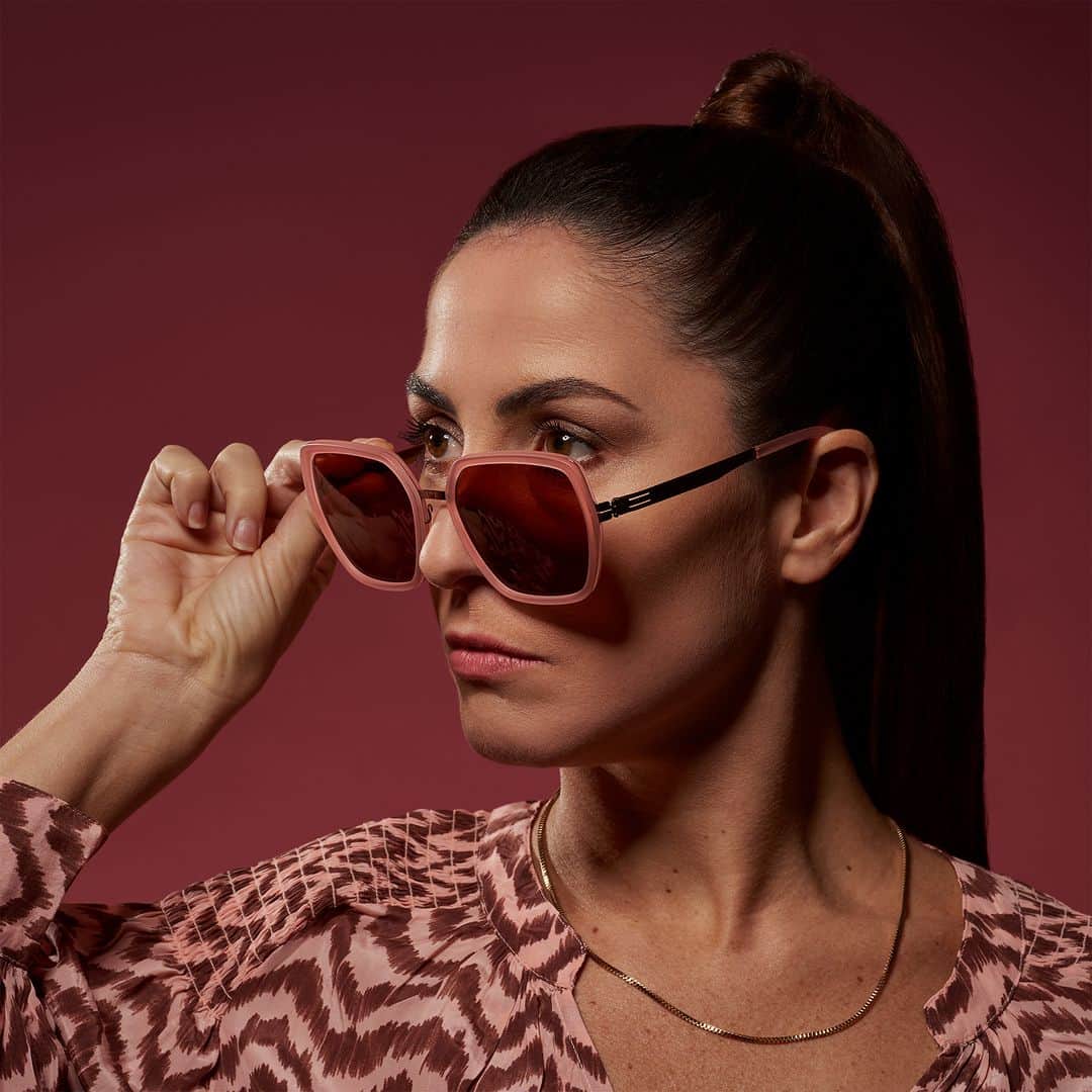 のインスタグラム：「Have you met Zoe S. yet?  She is the perfect choice for sunny days for those who want to make a statement with oversized shades. Of course made in Germany, just like all our glasses.  #icberlin #eyewear #madeingermany #icberlinofficial #optician #optical #sunglasses #fashionforward」