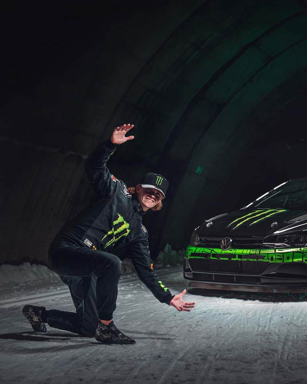 モンスターエナジーさんのインスタグラム写真 - (モンスターエナジーInstagram)「@OliverSolberg01’s new Ken Block inspired livery 🔥 #KB43VER  Featured in the Torsby Ski Tunnel, the very same place Ken dropped his 2011 car.  #MonsterEnergy #Drift」7月6日 3時56分 - monsterenergy