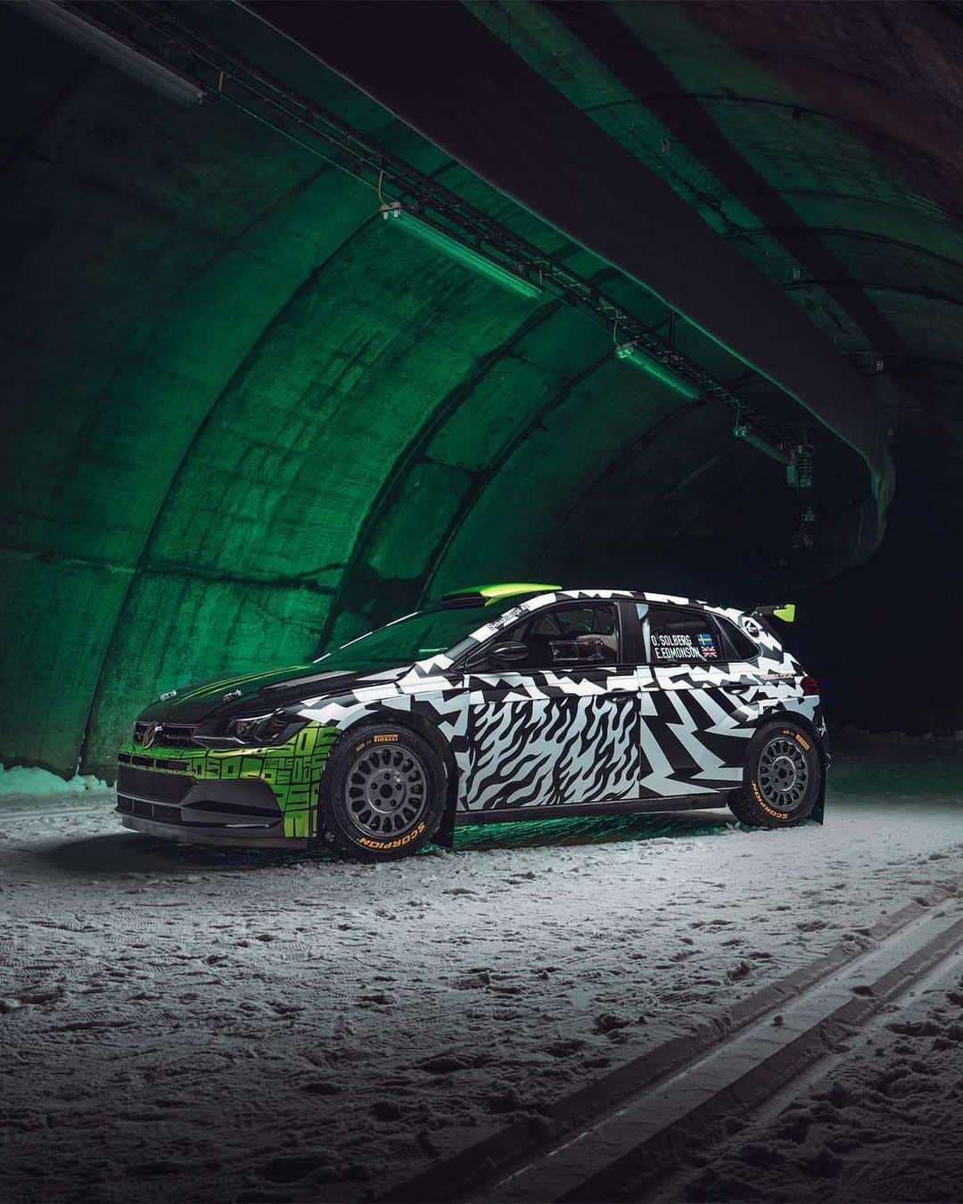 モンスターエナジーさんのインスタグラム写真 - (モンスターエナジーInstagram)「@OliverSolberg01’s new Ken Block inspired livery 🔥 #KB43VER  Featured in the Torsby Ski Tunnel, the very same place Ken dropped his 2011 car.  #MonsterEnergy #Drift」7月6日 3時56分 - monsterenergy