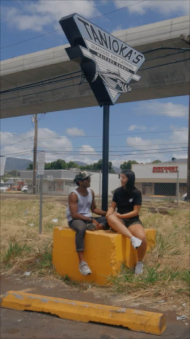 のインスタグラム：「Tanioka’s x In4mation Collaboration   Dropping this Friday July 7th  online at In4mation.co with local pick up @slashershi, taniokas.com & at Taniokas Seafood & Catering location.  📷 @borttheafrican   www.In4mation.co  #hawaiioriginals #in4mation #hawaii #taniokas #waipahu #slashershi #fish #localfood」