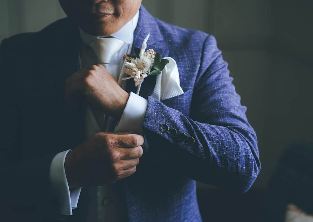 アールベルアンジェNagoyaさんのインスタグラム写真 - (アールベルアンジェNagoyaInstagram)「大好きな人と一緒に創る結婚式💐  どんな結婚証明書にしようか どんな誓いの言葉にしようか どんなお花にしようか…  アールベルアンジェ名古屋では おふたりの想いを一からカタチにし おふたりだけの結婚式をお創りする お手伝いをしております✨  ㅤㅤㅤㅤㅤㅤㅤㅤㅤㅤㅤㅤㅤ#アールベルアンジェ名古屋 #愛知結婚式 #名古屋結婚式 #新郎新婦 #結婚式 #アールベルアンジェ名古屋スタッフ #演出 #結婚式演出 #新時代 #新時代wedding #新しいwedding #新しい結婚式 #ゲストと楽しむウェディング#テーマウェディング#リングピロー#指輪#持ち込みアイテム#デザートビュッフェ#サプライズ#ウェルカムスペース#ウェルカムスペース装飾 #ウェルカムスペースアイテム#bbq #夏の演出#夏の演出にピッタリ #ビールサーブ#ビールサーブラウンド」7月5日 19時40分 - art_bell_ange_nagoya