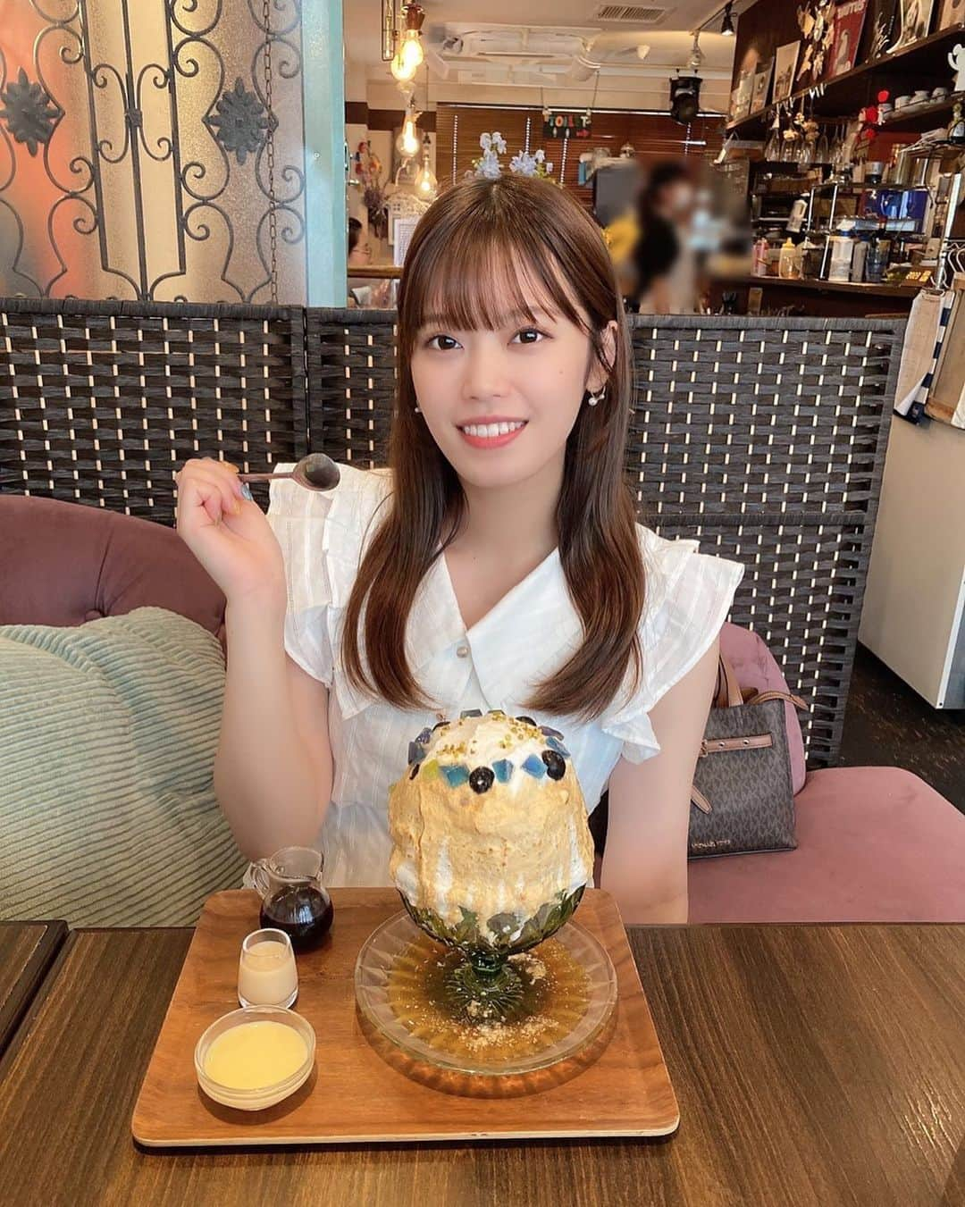 林茜実里さんのインスタグラム写真 - (林茜実里Instagram)「☀️ : : 今年もかき氷デビュー！ いろんなところ食べに行く！ : ここの焼きかき氷すっかりハマっちゃった💭🤭 : 「cafe Lumiere」 : : #かき氷 #吉祥寺カフェ #cafelumiere #カフェルミエール」7月5日 19時44分 - amirihayashi_pimms