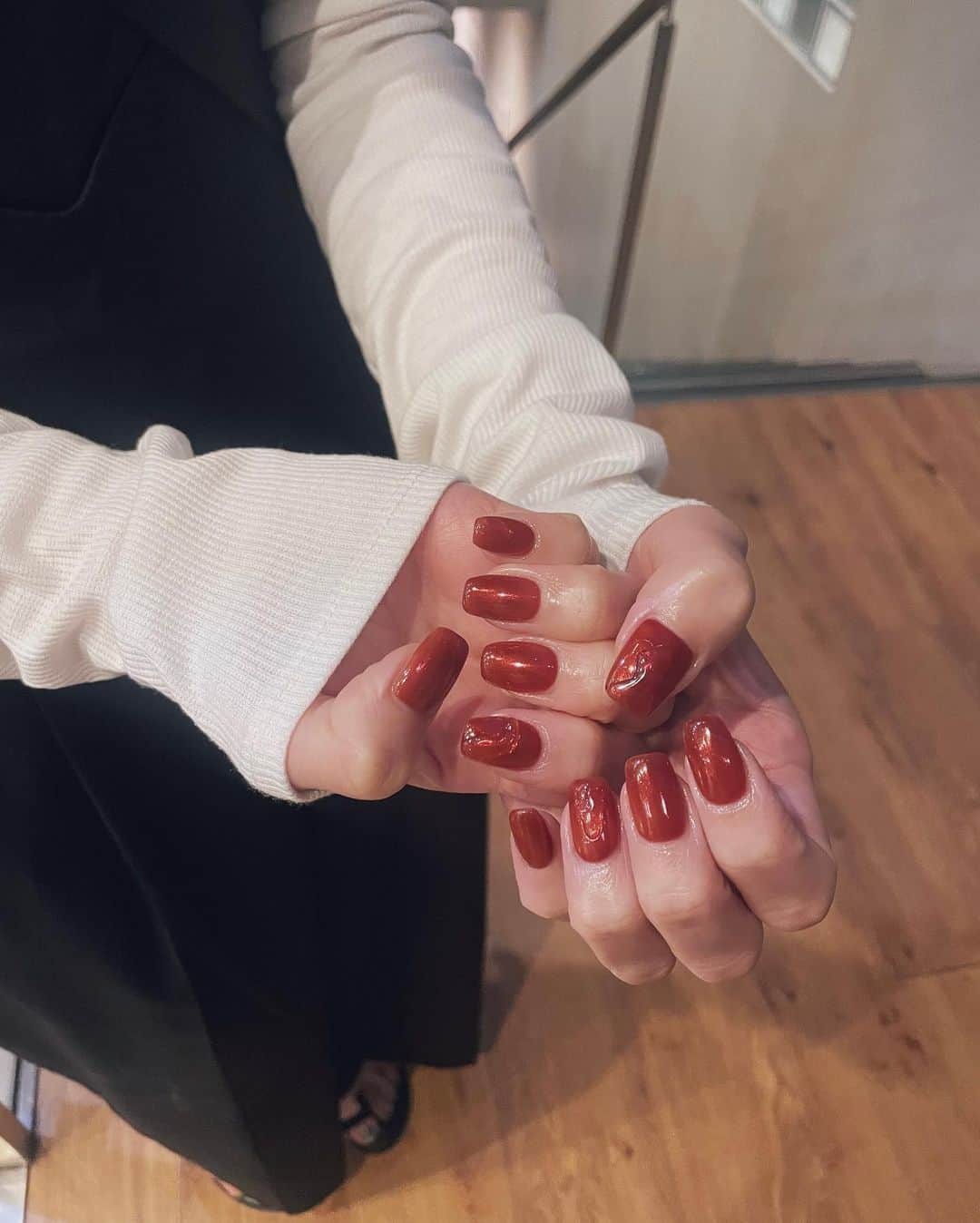 咲月美優さんのインスタグラム写真 - (咲月美優Instagram)「☽ . 先月のnail🍊 . 今通ってるサロンで かなこさんにしてもらう、 ラストnailでした🥹 @kanako_tn  . いつもセンス抜群な可愛いnailを ありがとうございました🫶🏻💛 またかなこさんにnailしてもらう日を 楽しみにしてます😌💞💭 . . . #nail .」7月5日 19時46分 - s.miyutyyy