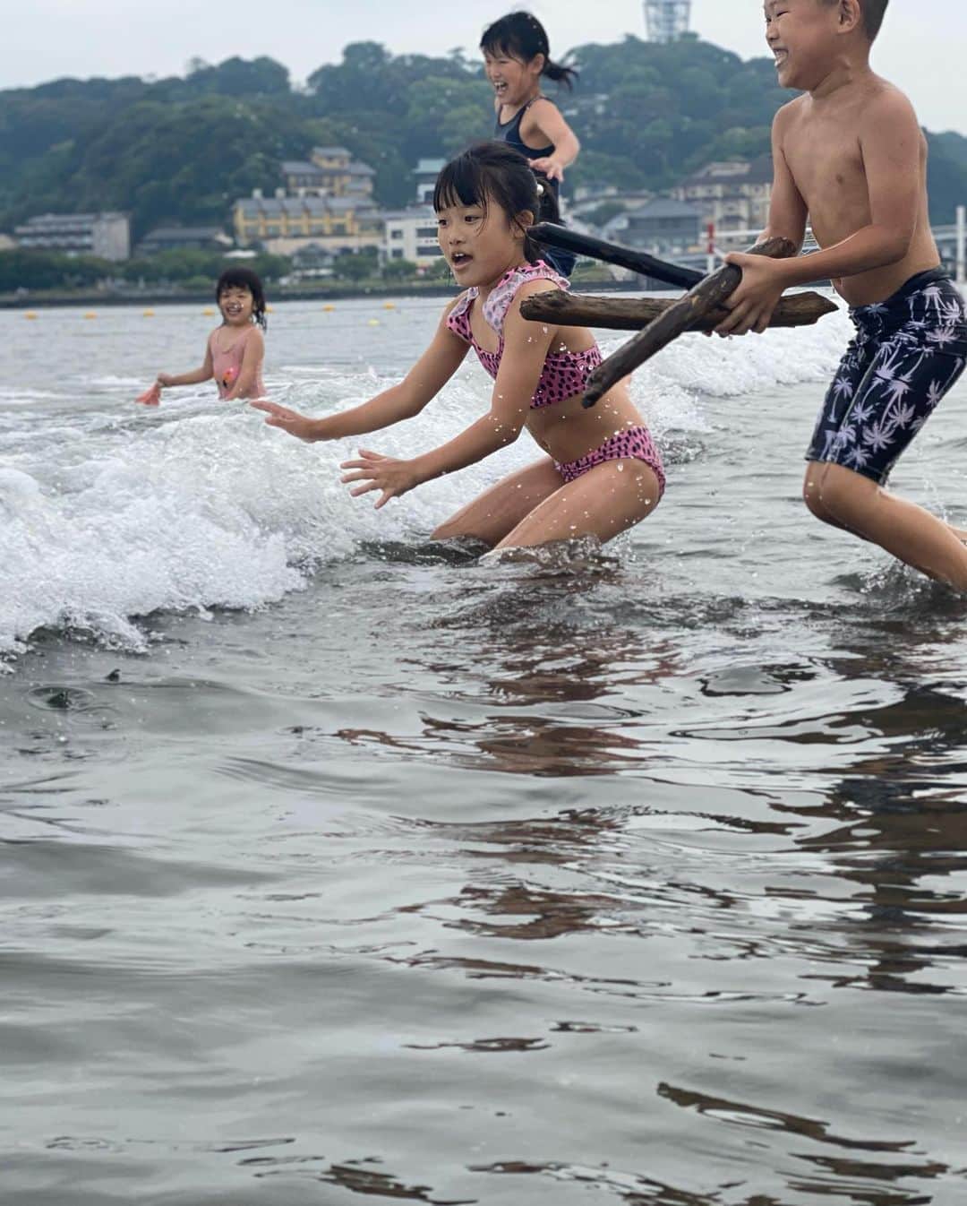 西浦聡生さんのインスタグラム写真 - (西浦聡生Instagram)「江ノ島🐕🏝  #wickyfamily」7月5日 19時59分 - wicky_nishiura