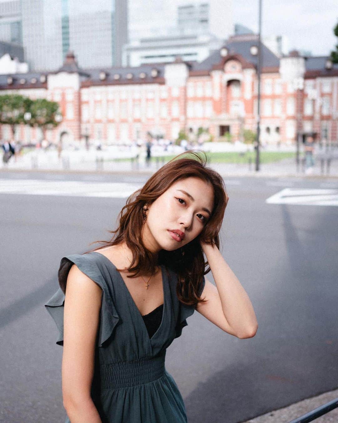 澤井玲未のインスタグラム：「📍TOKYO  . 📸: @tatsuya_miyoshi  📹: @yoshihiro_ogita .  #testshoot #photography #model #hairmake #作品撮り #cruvamanagement」