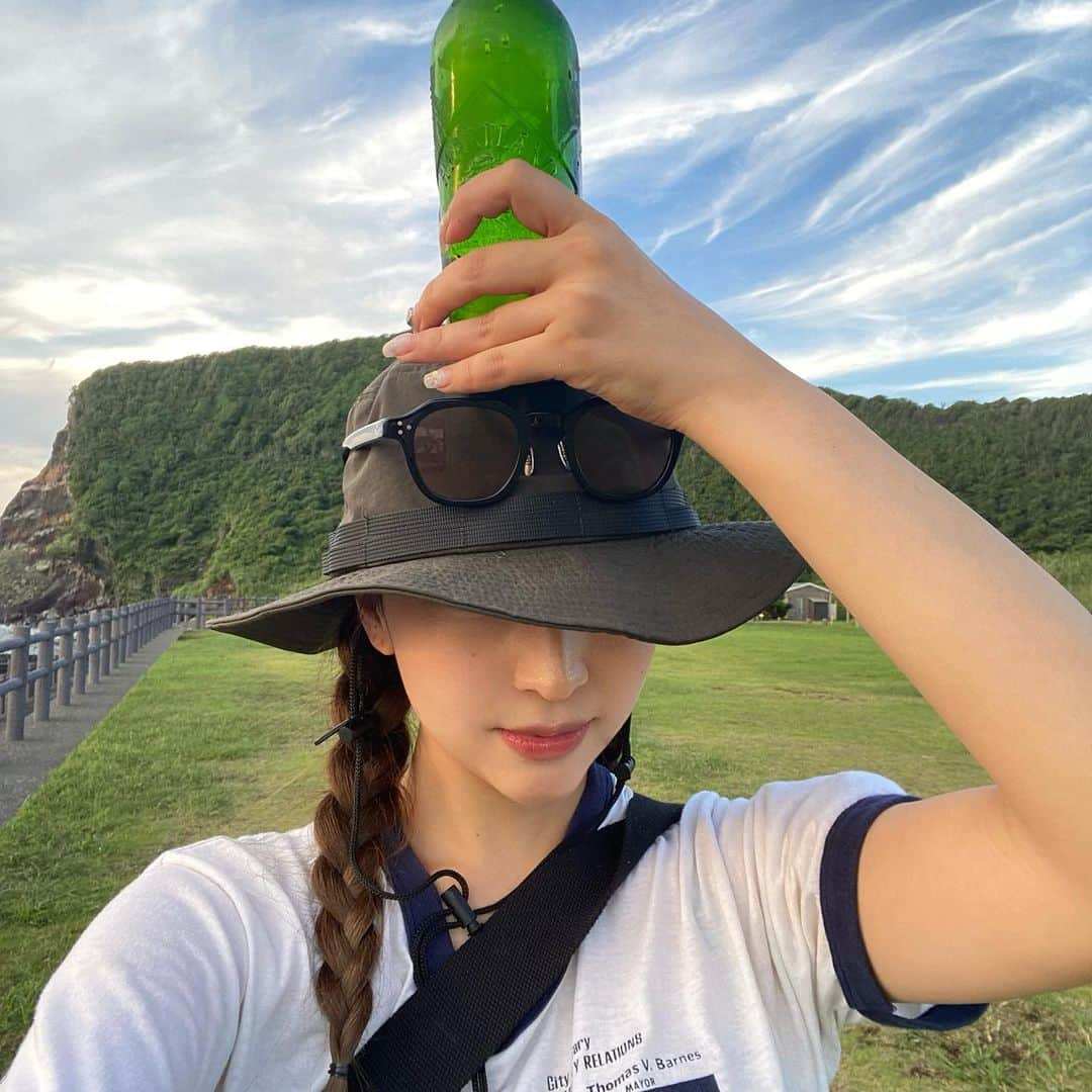 竹内ほのかのインスタグラム：「さて、私はどこでビールを飲んでいるでしょーか！」