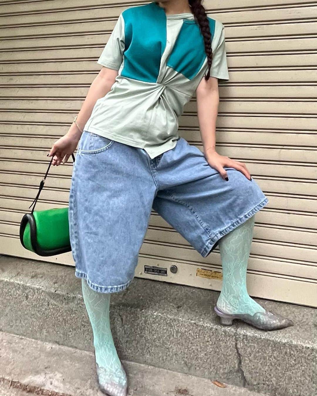 のインスタグラム：「. soduk Tシャツ🌼🌻🌸  #soduk」