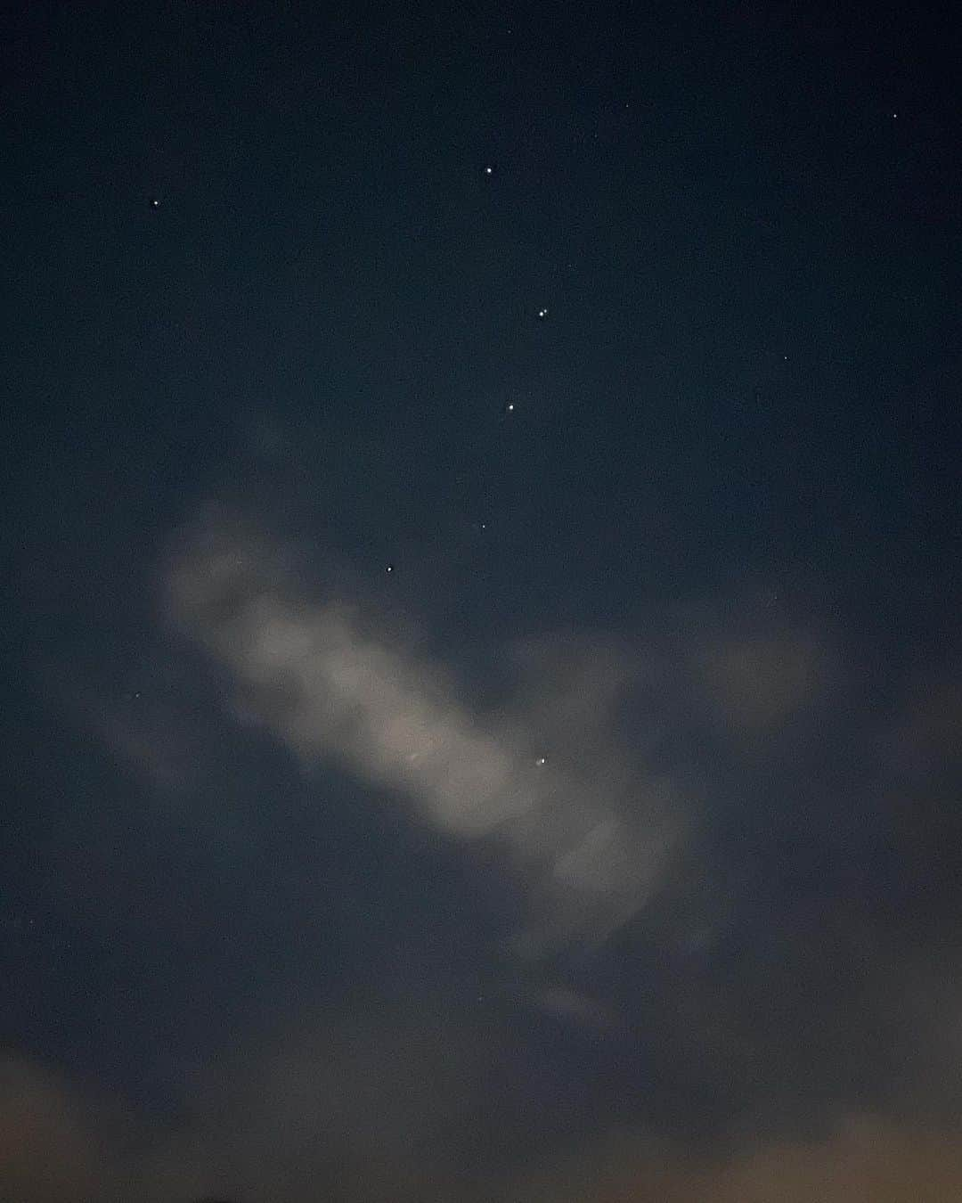 鞘師里保のインスタグラム：「はっきり撮れて嬉しい✴︎📸  Found the big dipper. #北斗七星」