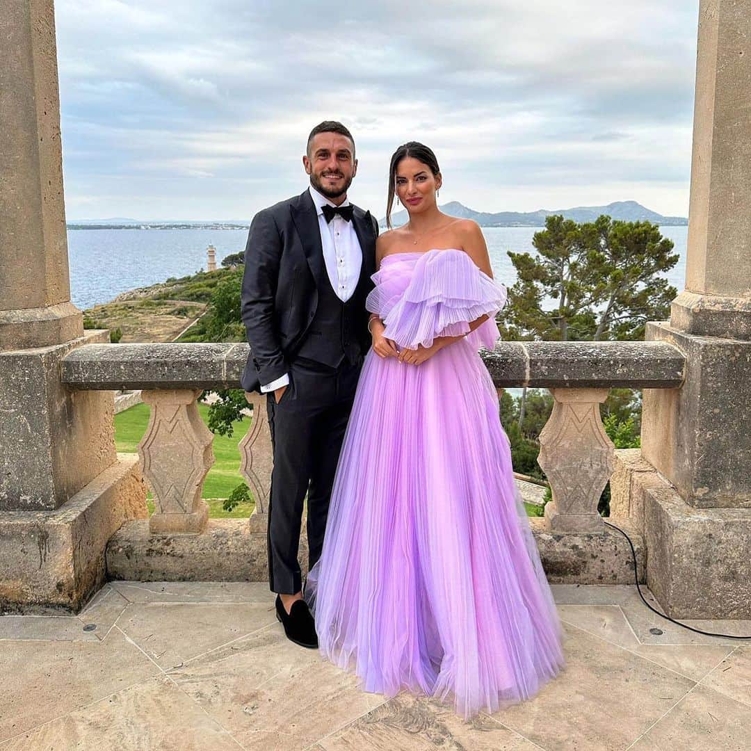 のインスタグラム：「Boda M.LL&P 🤵🏼‍♂️👰🏻‍♀️💍 Momentos inolvidables junto a grandes amigos. Un fin de semana muy especial ❤️」