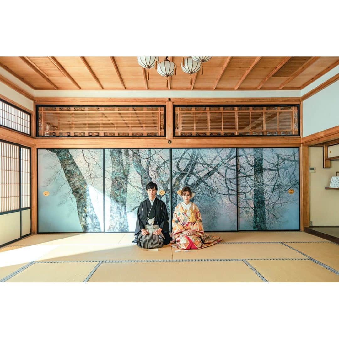 ワタベウェディングさんのインスタグラム写真 - (ワタベウェディングInstagram)「ワタベウェディング  7/15・7/16限定で、【京都和婚スタッフ出張相談会】を表参道フラッグシップで開催！  「和婚ってなんだか敷居が高そう…」 「何から始めればいいのかな…」 などの疑問を直接プランナーがお答えします！ 結婚式についてはもちろん、京都の魅力や過ごし方などもたっぷりご紹介。  さらに今なら、挙式代金最大10万円OFF（2023年12月末挙式まで）の特典をご用意！ 京都和婚をご検討中の方は、この期間のご利用でこだわりの和婚がお得に叶います。 歴史ある憧れの神社仏閣でおふたりの人生のスタートを。    【要予約】 日程 7 /15（土）・16（日）　  場所 表参道フラッグシップ   時間（※各日共通です） ①10：00～　②13：00～　③16：00～　  ---------------------------------------------- #watabewedding #ワタベウェディング  #結婚式 #プレ花嫁 #家族ウェディング #式場探し #卒花嫁 #ウェディング #プレ花嫁さんと繋がりたい #結婚式準備 #2023秋婚 #ゼクシィ #少人数婚 #少人数ウェディング #家族婚  #式場見学 #卒花レポ #神前式 #京都ウェディング  #京都 #和婚 #家族挙式 #京都挙式 #京都和婚  #神社挙式 #白無垢 #色打掛 #和装花嫁 #japanesewedding」7月5日 20時45分 - watabewedding
