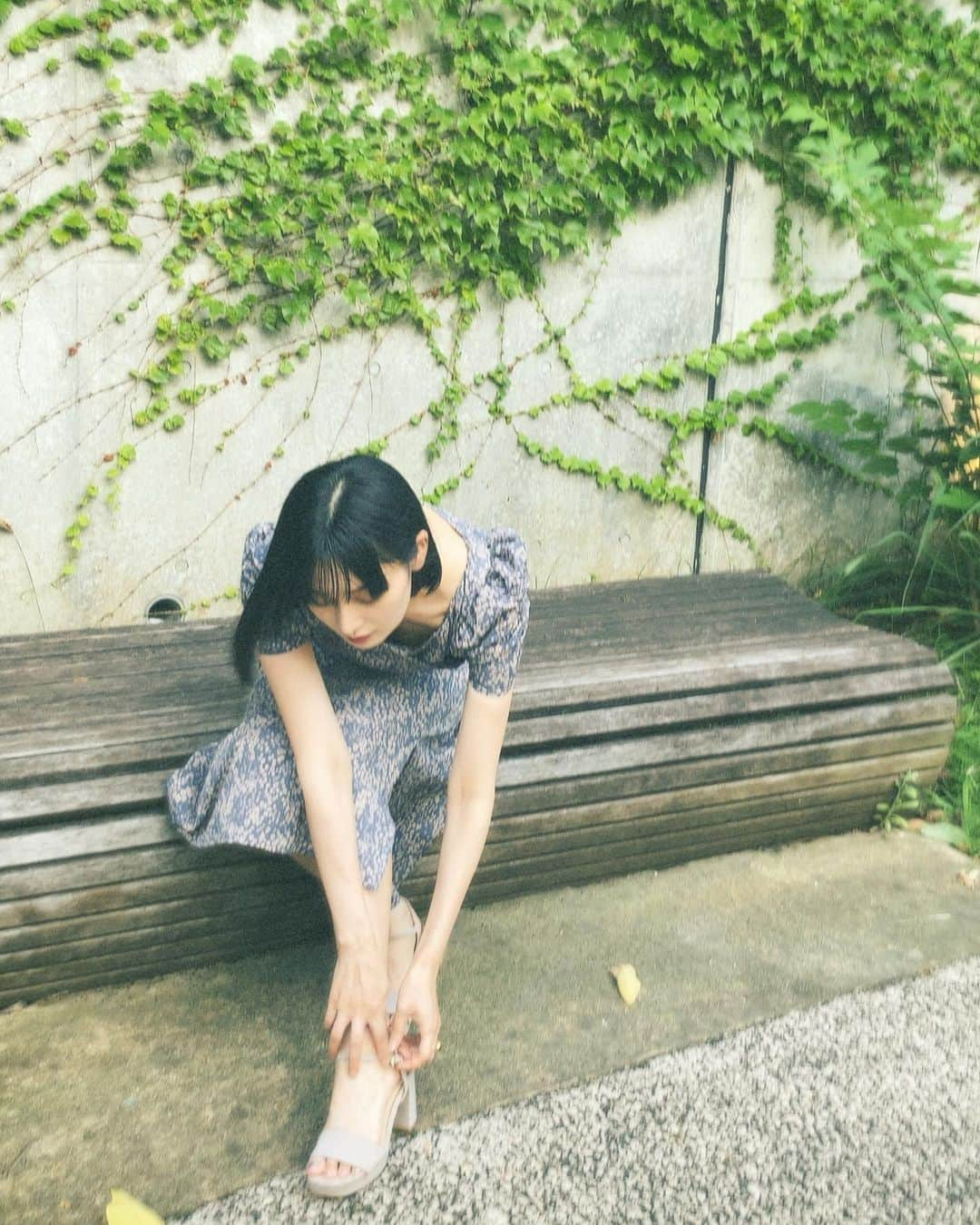 佐藤乃莉さんのインスタグラム写真 - (佐藤乃莉Instagram)「サンダルの季節👡  #サンダル#outfit#ワンピース」7月5日 20時53分 - nori_sato_