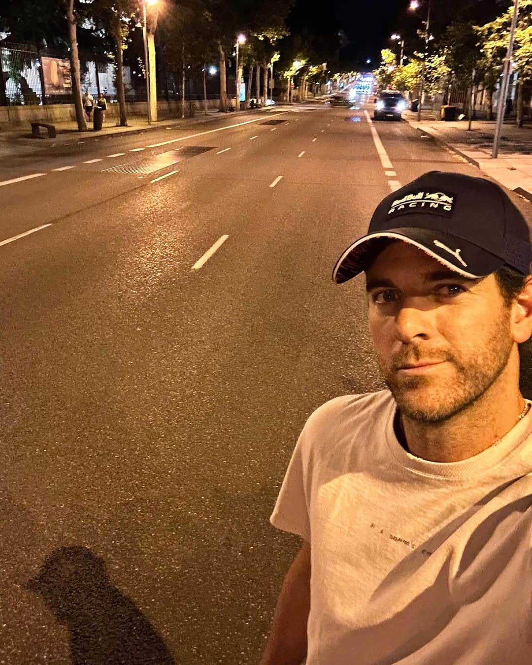 フアン・マルティン・デル・ポトロさんのインスタグラム写真 - (フアン・マルティン・デル・ポトロInstagram)「Que lindo es Madrid, pasé unos días increíbles. Cuantos lindos recuerdos 🙌 Gracias a mis amigos de @vpplazaespanadesign 😊」7月5日 21時06分 - delpotrojuan