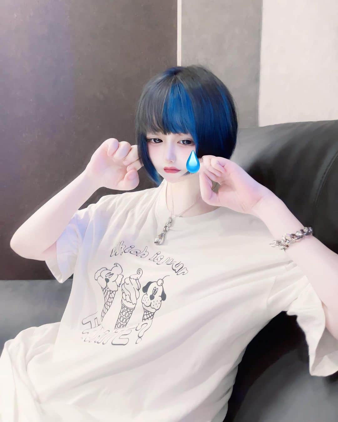 ももかわのインスタグラム：「にゅーへあ💙🖤」