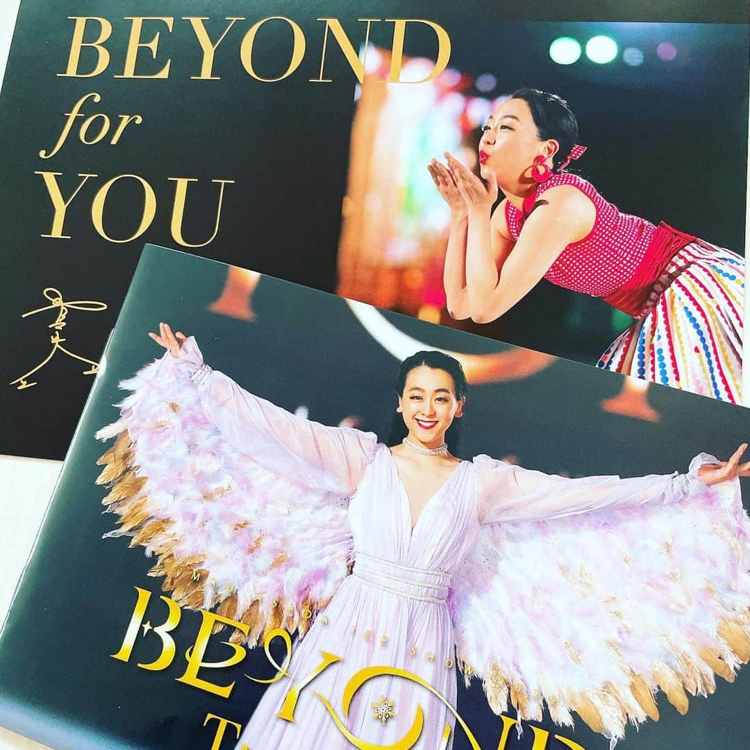 黒塚まやさんのインスタグラム写真 - (黒塚まやInstagram)「BEYONDを観てきました✨  初めての浅田真央さんのアイスショー⛸️  オリンピック選手の時からずっと 演技の幅を広げて続けている 浅田真央さんの凄さを 感じずにはいられませんでした😌  体力、技術共に維持し さらに進化し続ける大変さ。  私もなんだか たくさんの刺激を受けました‼︎  #アイスショー #千秋楽公演 #素晴らしかったです✨」7月5日 21時25分 - maya.k0914