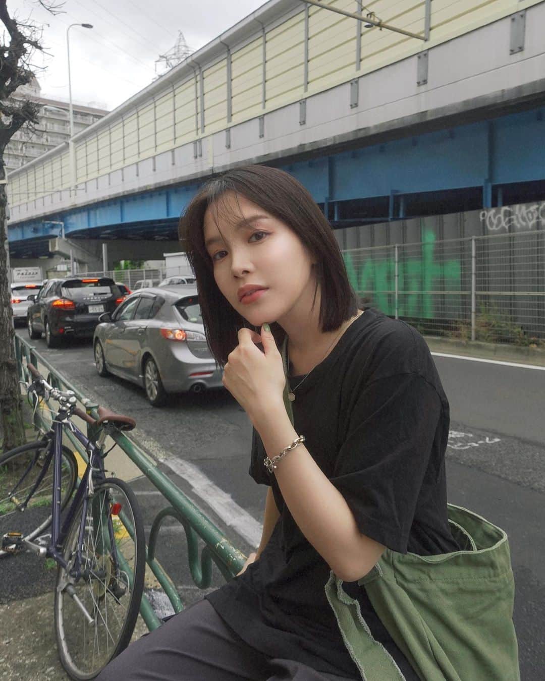 Lilmeさんのインスタグラム写真 - (LilmeInstagram)「이제 곧 칠석이네요〜🎋✨  あと２日後には七夕ですね〜 皆さんは今年なんのお願いをしますか？   私はいま週3の運動しているおかげで どんどん身体が絞れてきているので、 このまま諦めずに運動を続けて 自分がなりたい自分になる為に諦めない心を持てますようにとお願いするつもりです🙏🏻笑  今年はゴルフももっと極められたら嬉しいです⛳️🥰 . . . . #도쿄#도쿄여행#일본#단발#단발머리#韓国#韓国ファッション#韓国コスメ#韓国ストリート#メイク#タンバルモリ#ボブ」7月5日 22時00分 - lilme_official