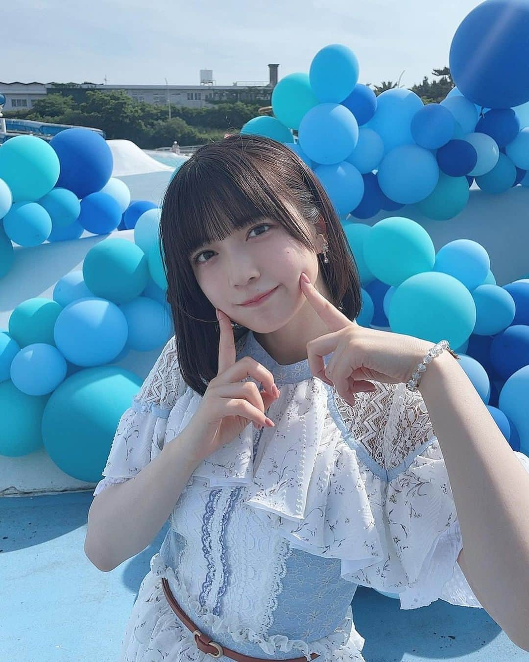 坂本真凛さんのインスタグラム写真 - (坂本真凛Instagram)「SKE48 31stシングル 「好きになっちゃった」発売日！♡ SKEのことを好きになっちゃったああああ！って多くの方に思って頂けるそんなきっかけとなる楽曲になれたらうれしいです！ 背景の風船がたまたまサイリウムカラーでかわいかった〜！！♡ #idol #balloons #アイドル衣装」7月5日 22時22分 - marin_ske48