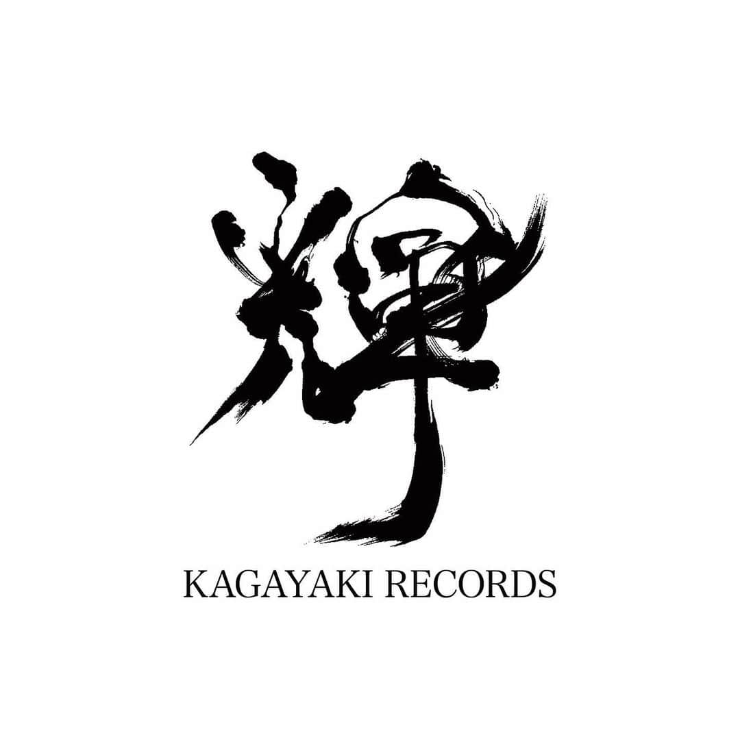 阿部真央のインスタグラム：「#KAGAYAKIRECORDS」