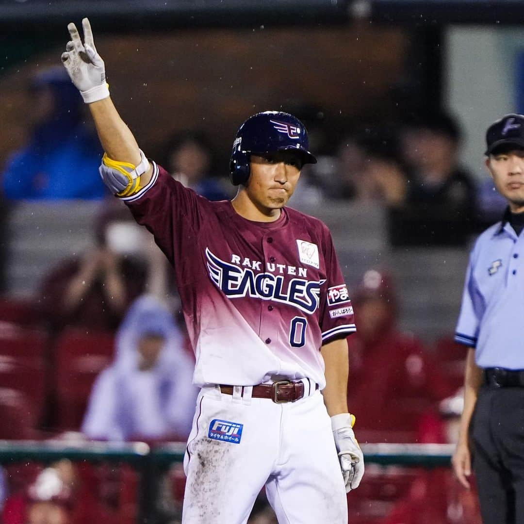 東北楽天ゴールデンイーグルスさんのインスタグラム写真 - (東北楽天ゴールデンイーグルスInstagram)「⚾️  ⚾️E 6-1 B⚾️ 荘司康誠選手が待望のプロ初勝利㊗️✨✨✨ 6回117球5安打無失点8奪三振のナイスピッチング👍🏼 打のヒーローは先制タイムリー2ベースを放ったフランコ選手🔥 辰己選手が2本の2ベースを放ち2安打1打点✌🏼 小深田選手も2安打2打点の活躍‼️ 投げては8回は内選手が無失点👏🏼 9回は酒居選手が三者凡退に抑えた💯  #鷲が掴む #rakuteneagles #荘司康誠  #マイケルフランコ  #辰己涼介  #小深田大翔  #酒居知史  #伊藤裕季也」7月5日 22時32分 - rakuten_eagles