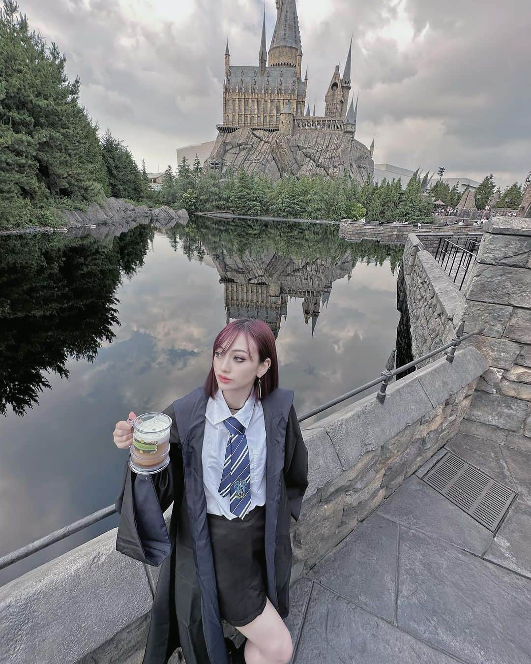 優姫ゆいなさんのインスタグラム写真 - (優姫ゆいなInstagram)「. 来年は監督責生狙ってるし、魔法動物学者になりたい。 . #cos#cosplay #cosplayer#コスプレ#コスプレイヤー#ユニバーサルスタジオジャパン #ユニバ#usj#ハリーポッター#ハリポタ#ホグワーツ#バタービール#ホグズミード」7月5日 22時33分 - yuina_az