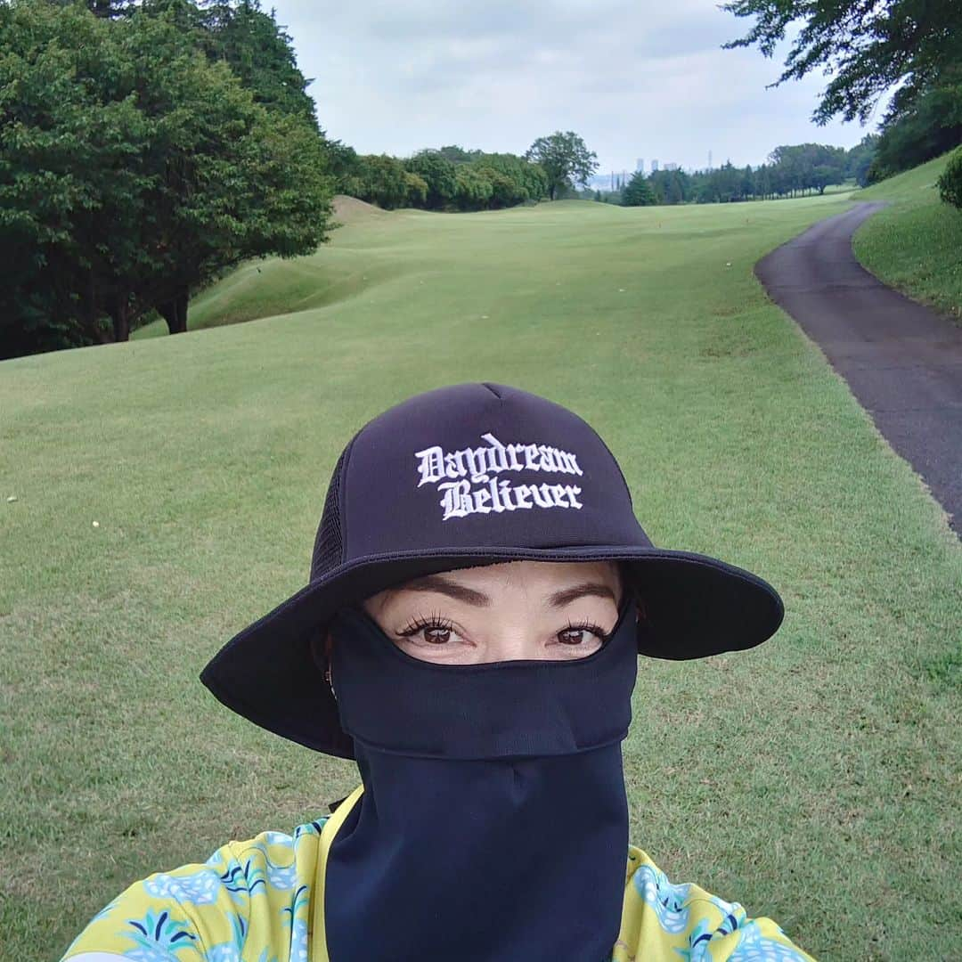 渡辺めぐみさんのインスタグラム写真 - (渡辺めぐみInstagram)「⛳昨日は、久しぶりのゴルフでした⛳  多摩ヒルズゴルフコース  しかし、暑かった☀  熱中症に注意しながらの、ゴルフでした。  その後は、みんなでイタリアンを食べに行きました😋  楽しい一日でした🙂👍  #ゴルフ  #ゴルフ楽しい #暑い  #熱中症  #多摩ヒルズゴルフコース  #お気に入りのキャップ  #instagramgolf  @nexusvii.official」7月5日 23時11分 - meguheart