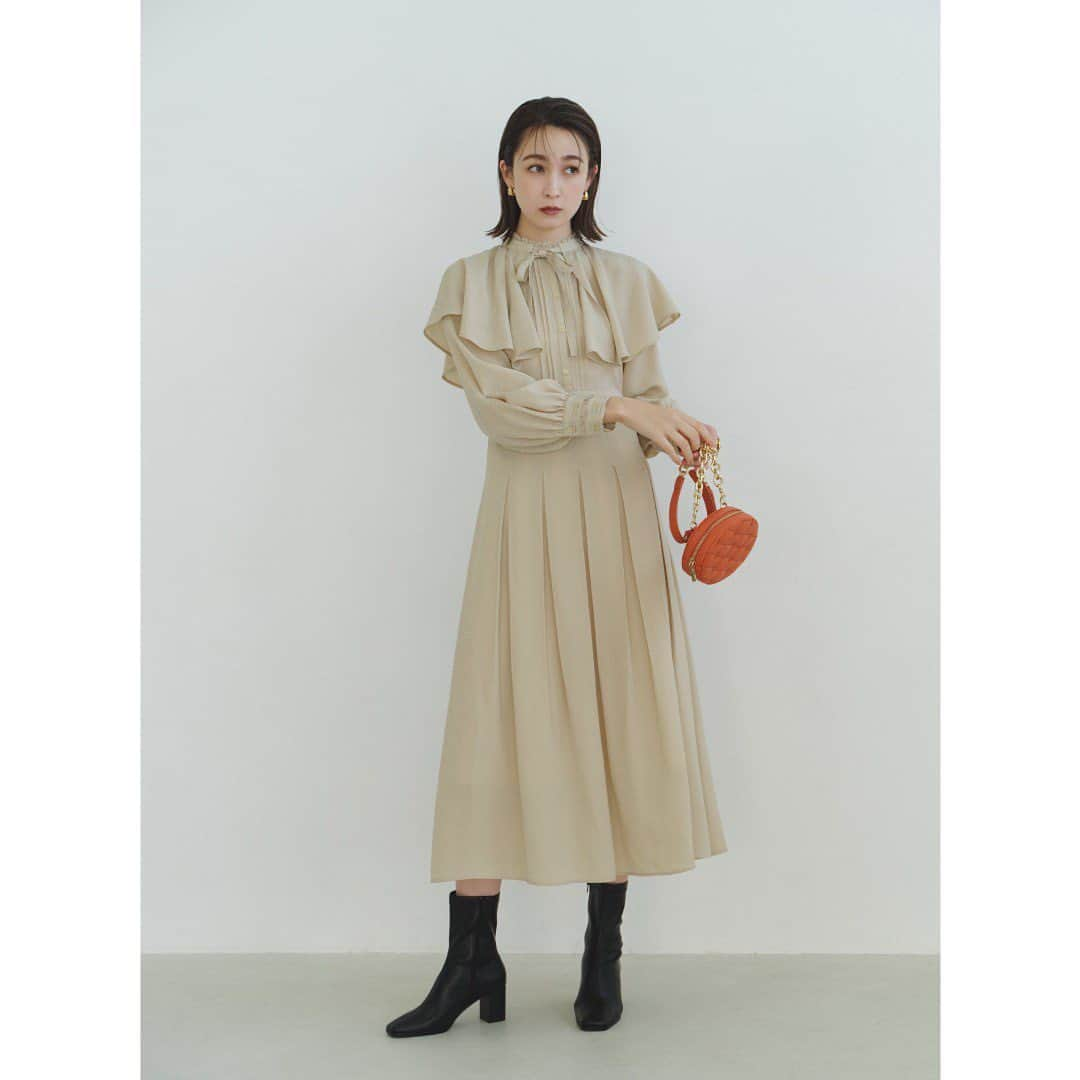 Lily Brownさんのインスタグラム写真 - (Lily BrownInstagram)「- PRE ORDER - LILY BROWN 2023 Autumn Collection  “ACTIVE mood” ストリートカルチャーを彷彿とさせるアクティブなピースと エレガントなムードを調和させ、クラス感の漂う装いに昇華させた 2023年秋の最新コレクション  【7/6 thu 12:00- 】 モデル・藤井サチが纏う秋の最新LOOK BOOKの先行予約がオンラインにてスタート!! 秋の新作アイテムをいち早く公開いたします☺︎  ■MAポイント10％ UPキャンペーン 7/6(木)～7/8(土)の3日間、2023AW先行予約対象商品をご購入いただいたMA CARD会員様には、会員ランクに関わらず一律で還元率10％のポイント付与いたします。  ■先行予約会開催サイト LILY BROWNオフィシャルオンラインストア MASH STORE（公式アプリ） USAGI ONLINE ZOZO TOWN Rakuten Fashion  #lilybrown #リリーブラウン #vintage #vintagefeature #先行予約 #autumn #秋 #新作」7月6日 0時15分 - lily_brown_official