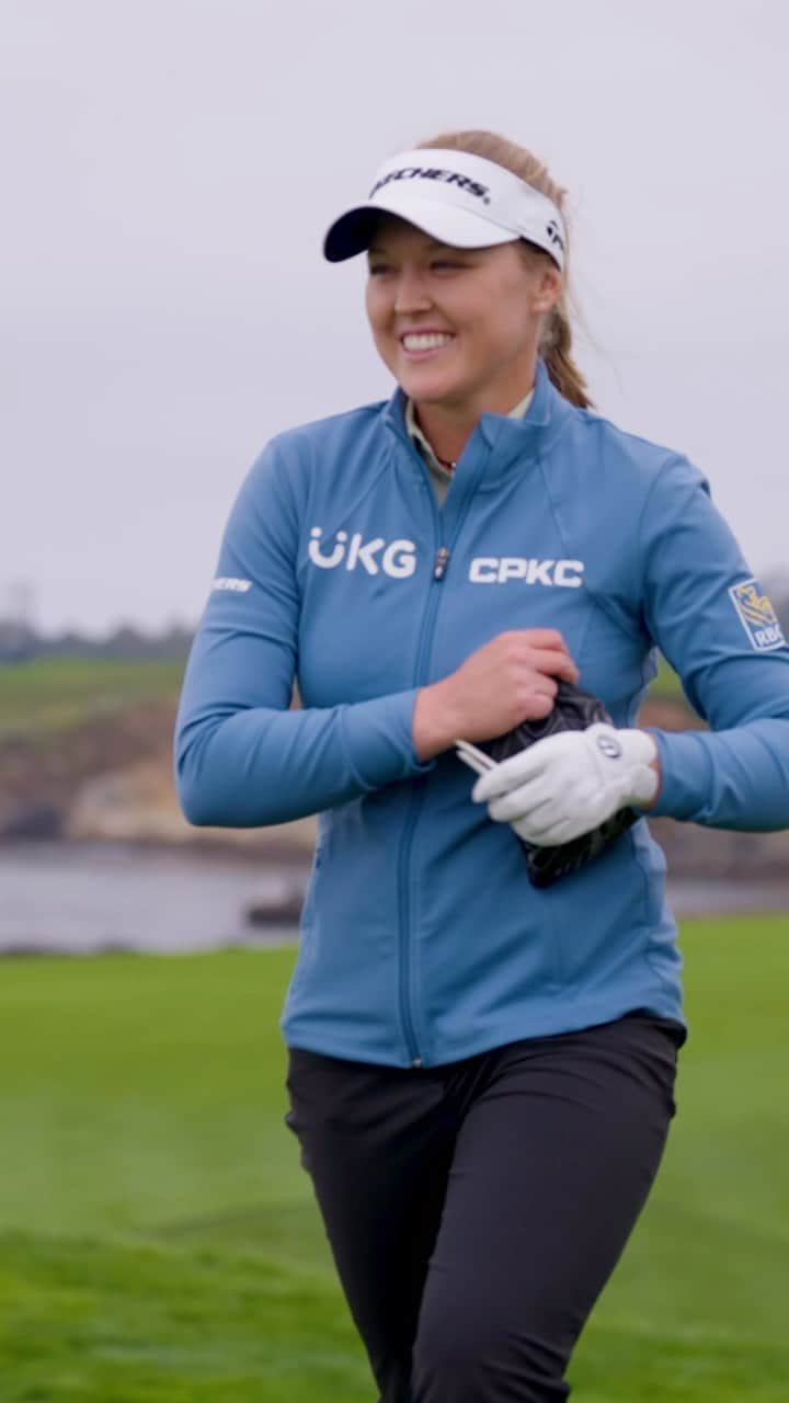 ブルック・ヘンダーソンのインスタグラム：「Fun round along the coast 🤩  #USWomensOpen」