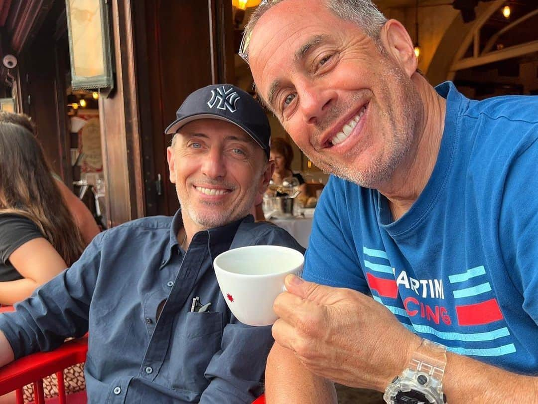 ジェシカ・サインフェルドさんのインスタグラム写真 - (ジェシカ・サインフェルドInstagram)「Merci France! Visited our brother @gadelmaleh, ran into our friend @therealmariskahargitay on a beautiful path, did lots of laughing, swimming  and enjoying and also celebrated my @rebekahmccabe 's birthday, which is today but we are not allowed to acknowledge.」7月6日 0時56分 - jessseinfeld