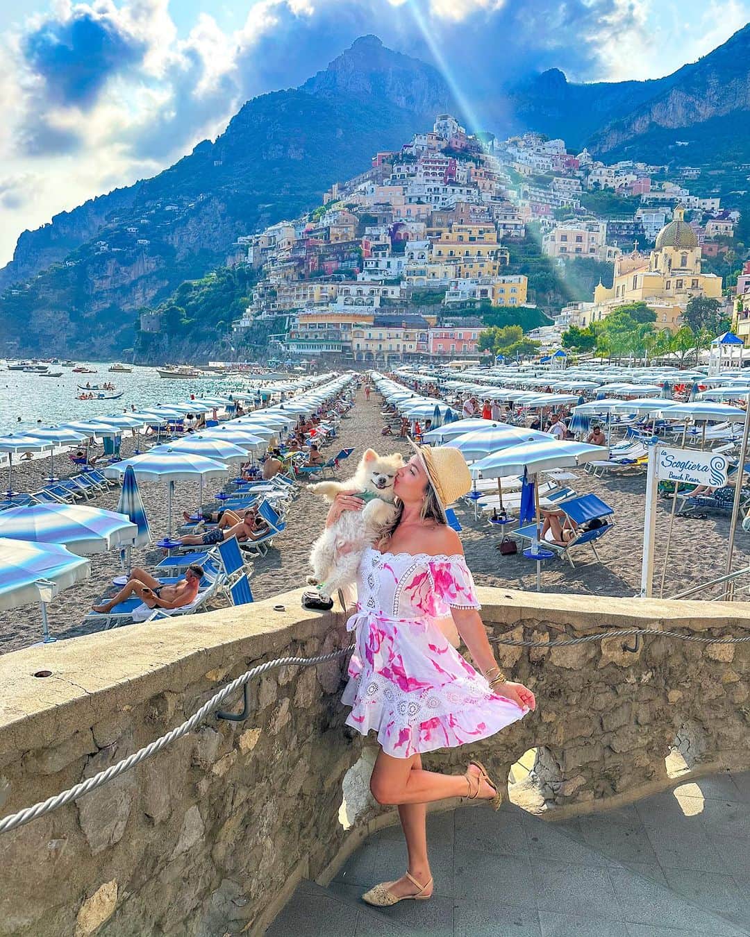 アリサ・ラモスさんのインスタグラム写真 - (アリサ・ラモスInstagram)「Professional Amalfi Coast packing tip: don’t shop for the trip, shop during it. 😻  Seriously though, all the shops in Positano look like my closet!   I really wanted a lemon outfit ofc and found this cute linen two piece handmade here by @queenmoda.positano (there’s a shop in Positano and Praiano), as well as a beautifully stitched white and pink linen dress that I wore to dinner in the last pic!  FYI (in case you’re new here) I live out of a suitcase and travel for months at a time before stopping at one of my “global closets”.  My rule of thumb(s) is not only to pack less so you can shop locally, but also for every clothing or shoe item you buy, you must donate the same amount that you already have in the place you bought it. This keeps luggage weight and space low while double giving back to the local communities!  Would you try this packing tip?  #packinghacks #packingtips #positano #praiano #globalcitizen #mylifesatravelmovie #amalficoast」7月6日 1時59分 - mylifesatravelmovie