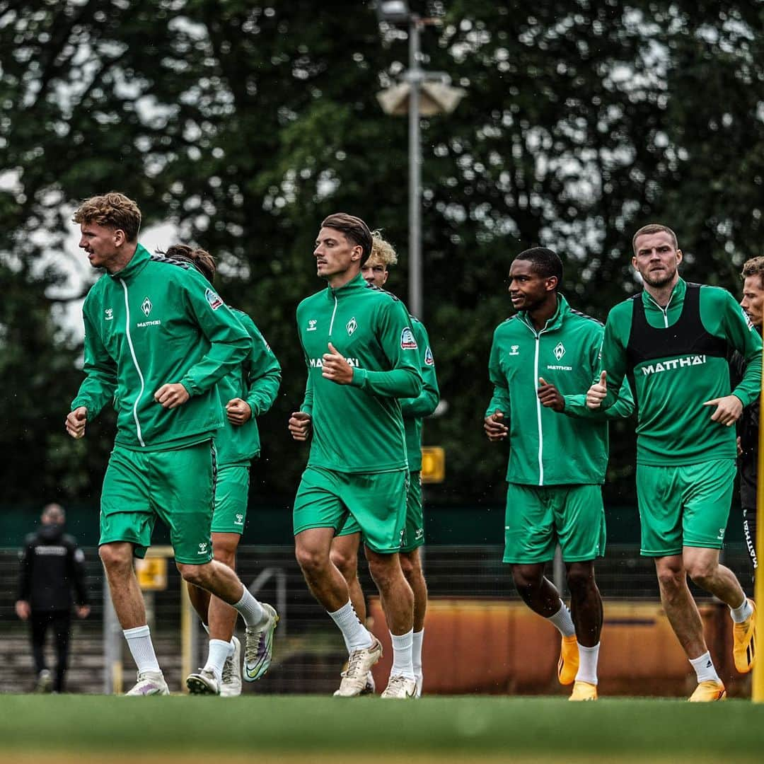 ニコライ・ラップさんのインスタグラム写真 - (ニコライ・ラップInstagram)「📍 Bremen Zurück auf dem Platz. ⚽️💪🏼 @werderbremen」7月6日 3時07分 - nicolai.rapp