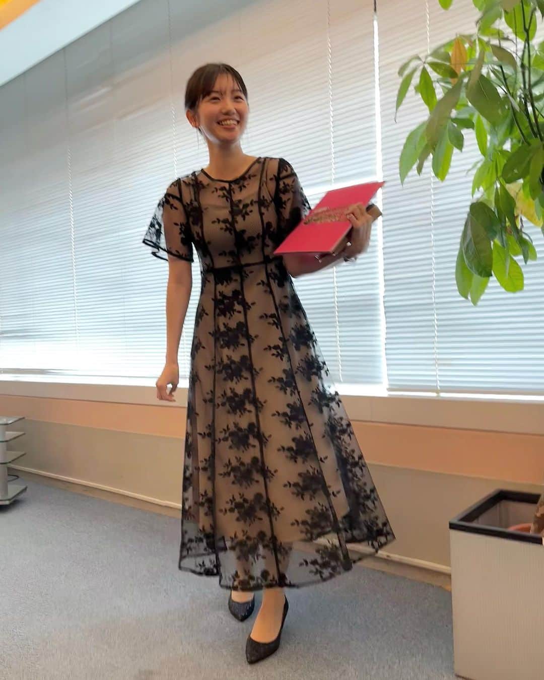 田中瞳さんのインスタグラム写真 - (田中瞳Instagram)「. dress #leja_official accessory #starjewelry shoes #diana_official」7月6日 12時38分 - hitomi_tanaka_9