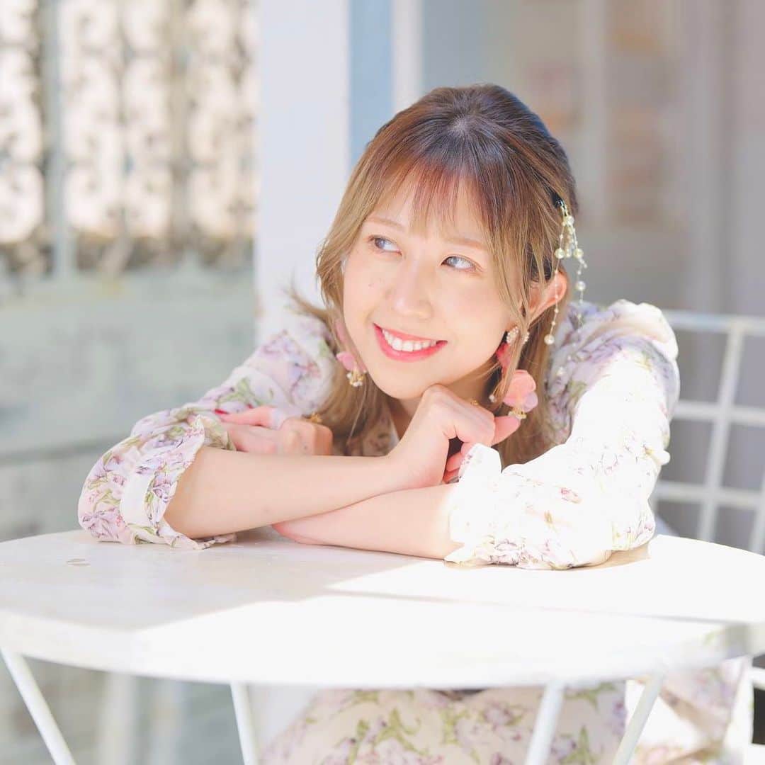 井上麗夢のインスタグラム：「🌷  Instagramの仕様(?) もアップデートされ続けてるみたいで 連続投稿は、表示されにくくなるみたい  でも3連続投稿にしちゃってるから、 仕方ないよねぇ〜笑 連続投稿させてくれぇ  ⁡ _______________  "あなただけのれむあるばむ" 「保存」をタップして 「新規フォルダ」を製作！ 「れむばむ」フォルダにして お気に入りのれむの写真だけをまとめてみてね☺️🫶 ぜひ、みんなのお気に入りの写真みたい!!  _ _ _ _ _ _ _ ⁡ ⁡ #맞팔　#데일리　#소통 #좋아요반사　#오오티디　	#패션 ⁡ #igers #tflers #ootd #fashion #hairstyle ⁡ #コーデ #ヘアアレンジ #撮影会 #撮影会モデル ⁡」