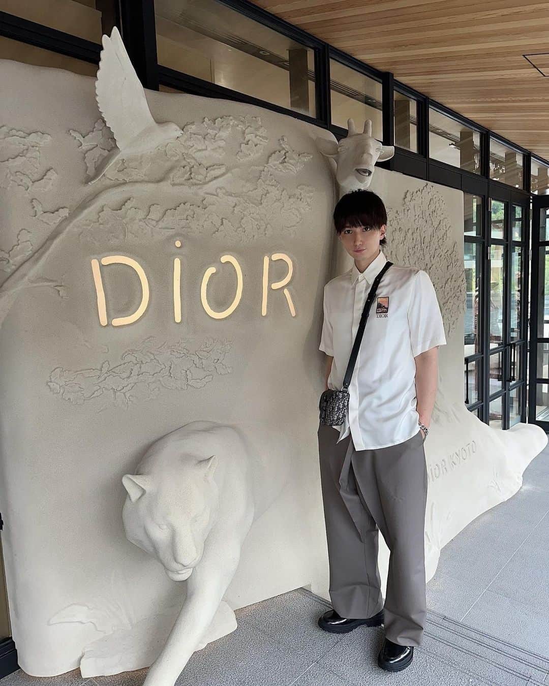 井深克彦のインスタグラム：「. DIORIVIERA🦜🦒🐘🐅 summer collection 2023 KYOTO」