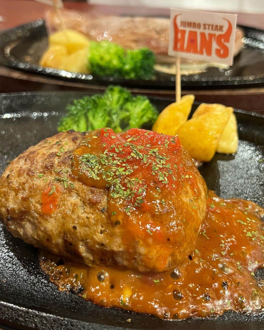井上裕未さんのインスタグラム写真 - (井上裕未Instagram)「沖縄料理ってより肉ばっかり食べてた🤣 . #okinawa #沖縄 #旅行 #insttravel #여행 #먹방 #일상룩 #일본여행 #여행스냅 #instlike #followme #l4l #summertime #🇯🇵」7月6日 13時50分 - __141umi