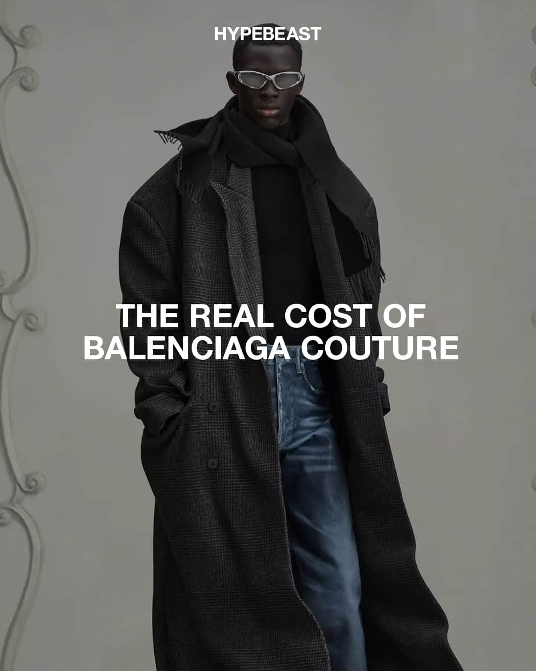 HYPEBEASTさんのインスタグラム写真 - (HYPEBEASTInstagram)「@hypebeaststyle: How much does @balenciaga Couture cost?⁠ You’re in luck, as the House has released the prices for some of its most notable pieces from the just-showcased 52nd Balenciaga Couture collection.⁠ Photo: Balenciaga」7月6日 7時00分 - hypebeast