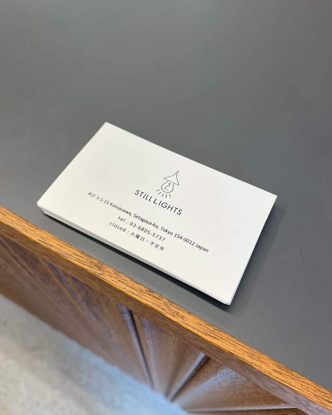 馬場一馬のインスタグラム：「stilllights💡 shop card 作成しました。 裏目には料金表とweb予約のQRコードが印刷してあります。 #stilllights」
