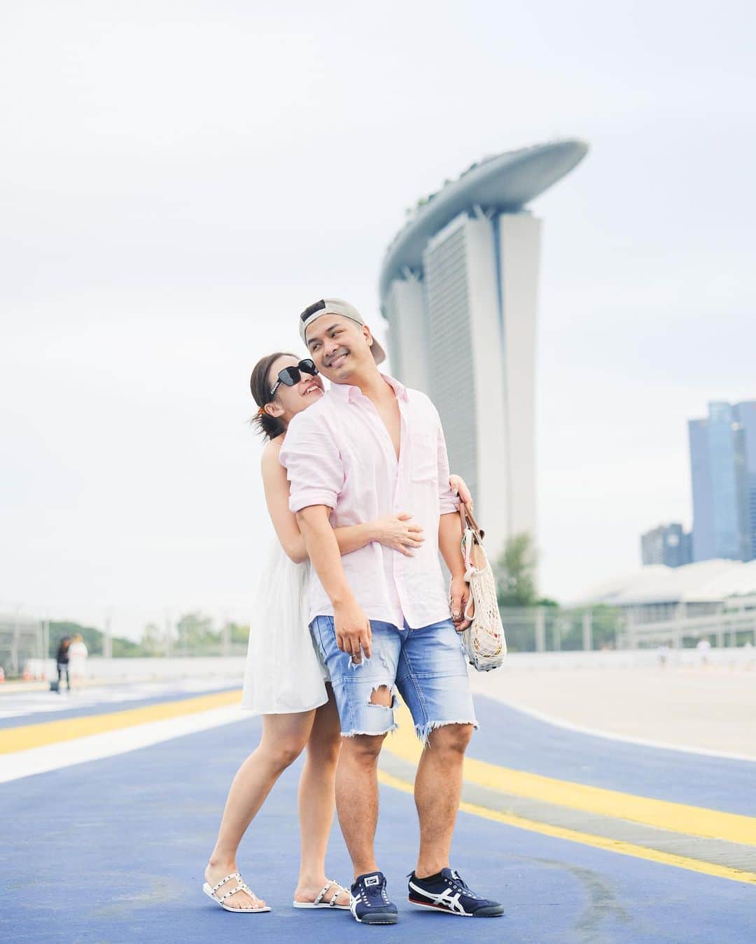 チェルシー・オリビアのインスタグラム：「Hello July 👋🏻  This trip is special to me ❤️ #Singapore」