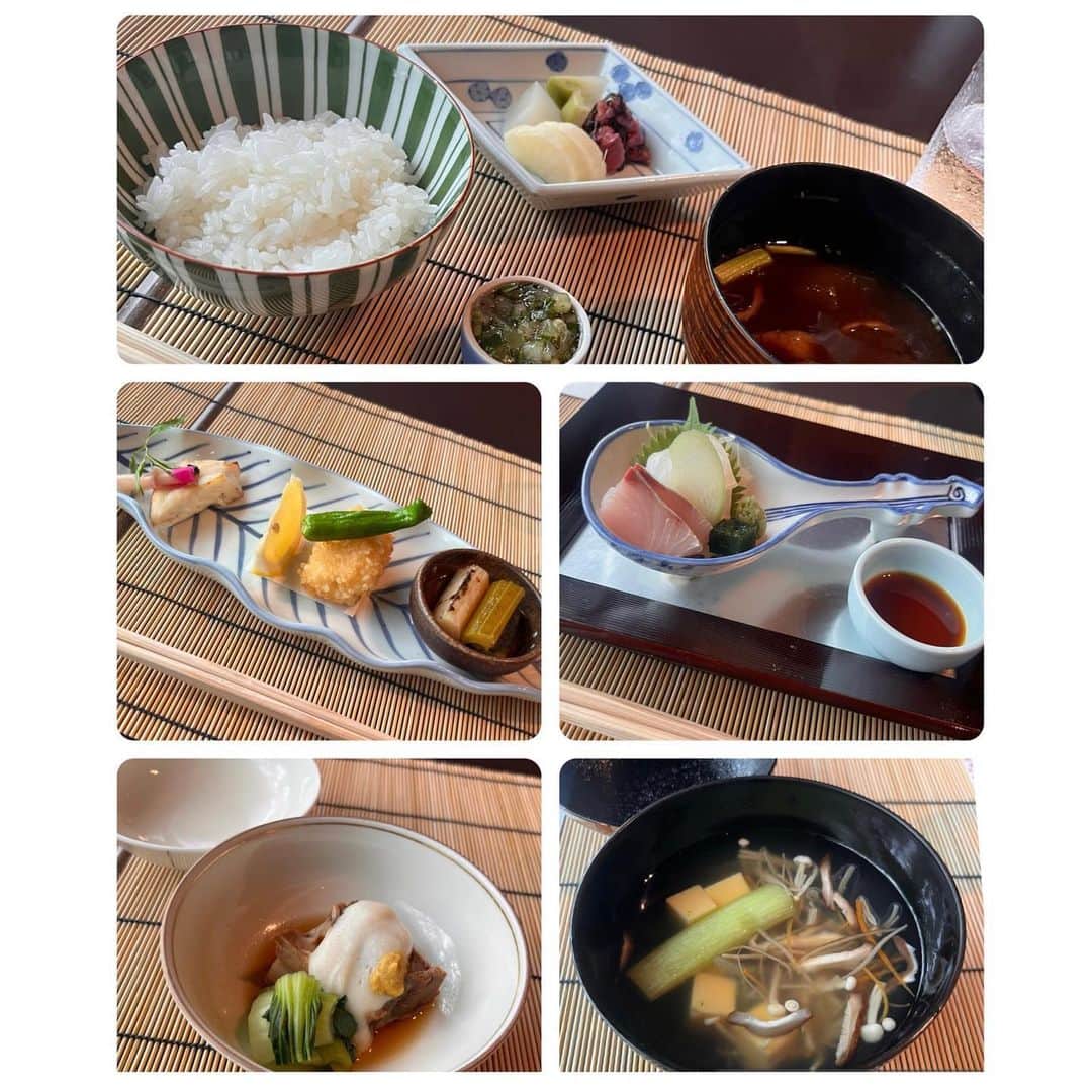 阿部真澄さんのインスタグラム写真 - (阿部真澄Instagram)「.  久々にチバテレの皆さんと♡  駒井さん竹内さんと庭園の見える素敵な日本食屋さんでランチをしました🍽 (泉水さんは残念ながらお仕事でこられず😭) 料理はどれも全部美味しくて雰囲気も相まって本当に贅沢な時間でした✨  いっぱい話せて楽しかった！ また集まりましょうー！  #ロイヤルパークホテル水天宮  #ホテルランチ #日本食 #和食ランチ」7月6日 10時26分 - abe_masumi