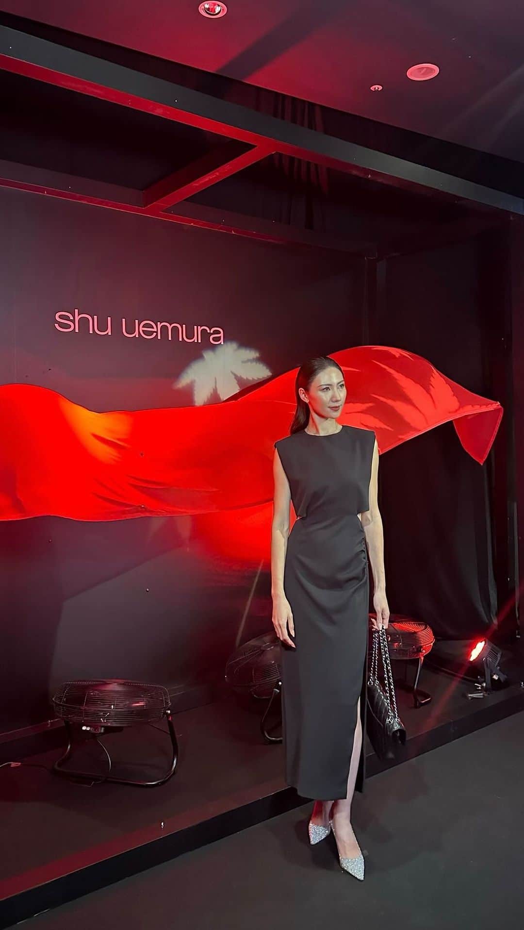 のインスタグラム：「@shuuemura 🖤❤️🖤❤️  #シュウウエムラ #shuuemura #ルージュアンリミテッド #ルージュアンリミテッドキヌマット」
