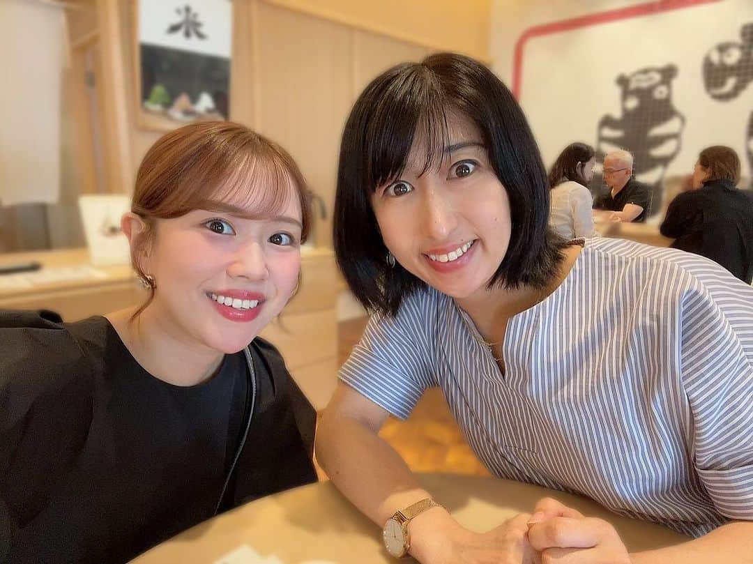 有働文子さんのインスタグラム写真 - (有働文子Instagram)「お会いしてきました🙏✨  アナウンサーになると、10個下の友達が出来るの、嬉しい☺️ 大島ちゃんの声、大好きなんです💖  ナチュラルに盛れるアプリで撮影してもらい、気分上がりました↑  有働☞大島の並びは、まだ茨城放送ホームページからご覧になれます👊  大島ちゃんの未来に幸あれ🕊️✨  #フリーアナウンサー #アナウンサー #茨城放送 #あぷりのちから使いました」7月6日 21時57分 - udou_fumiko