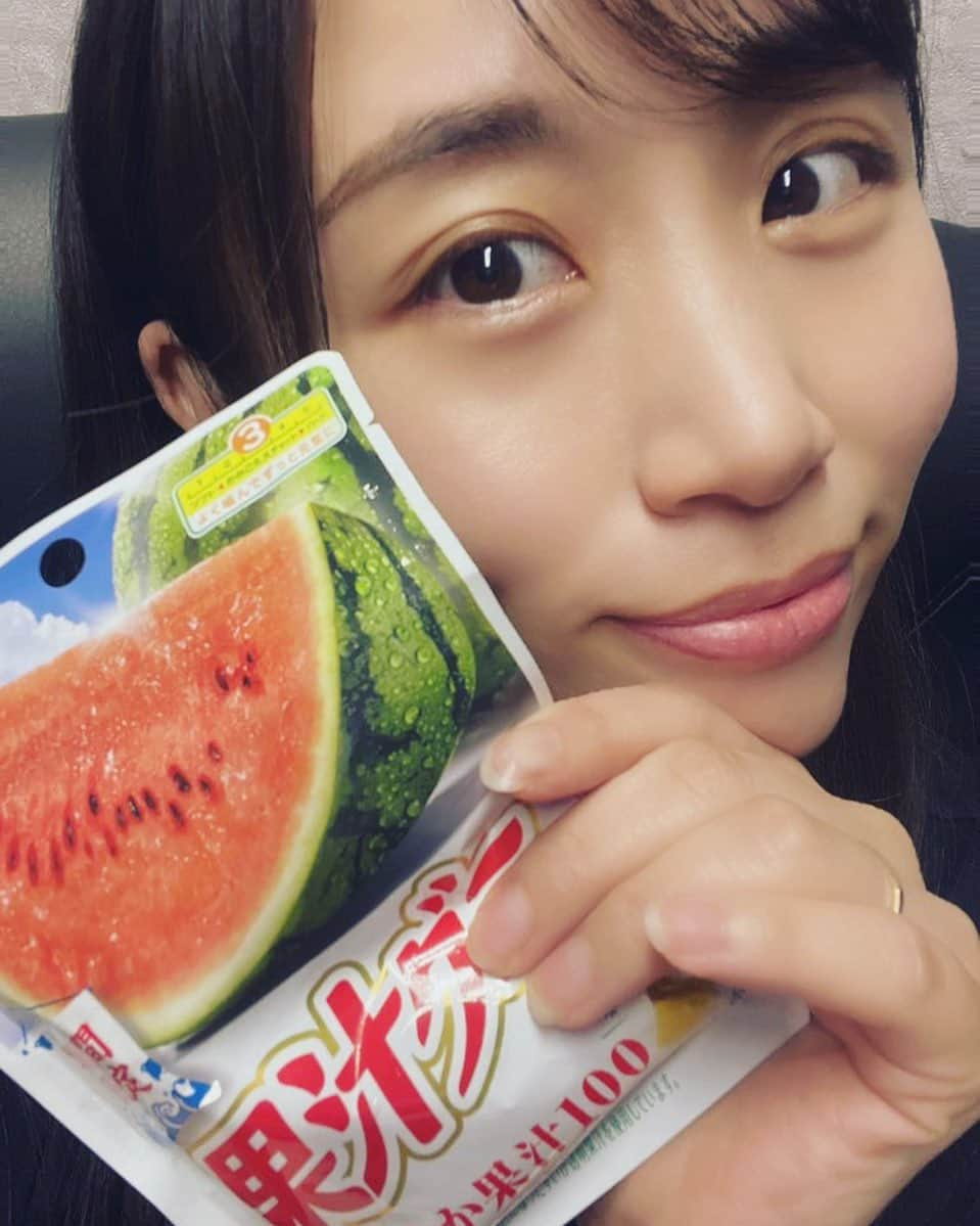 水谷千尋さんのインスタグラム写真 - (水谷千尋Instagram)「上から読んでも下から読んでも  🍉 す い か す き 🍉  #夏 #夏のはじまり  #夏の思い出 #すいか  #すいーつ」7月6日 22時00分 - chippy_0804