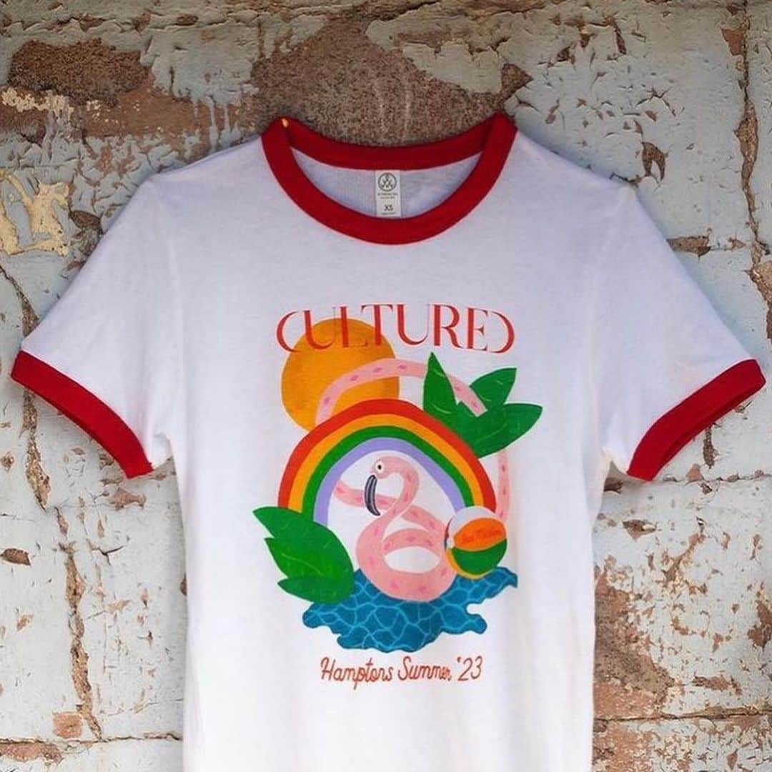 オルタナティブのインスタグラム：「Love seeing Alternative in the wild!  🟠🦩🌈  Our Vintage Jersey Ringer Tee for @cultured_mag / art by @joelmesler + @carltondewoody / printed by @windmillcityscreenprinting」
