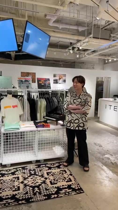 工藤大輝のインスタグラム：「@item_officialstore @laforet_h POP UP STORE 明日から開催！！！」
