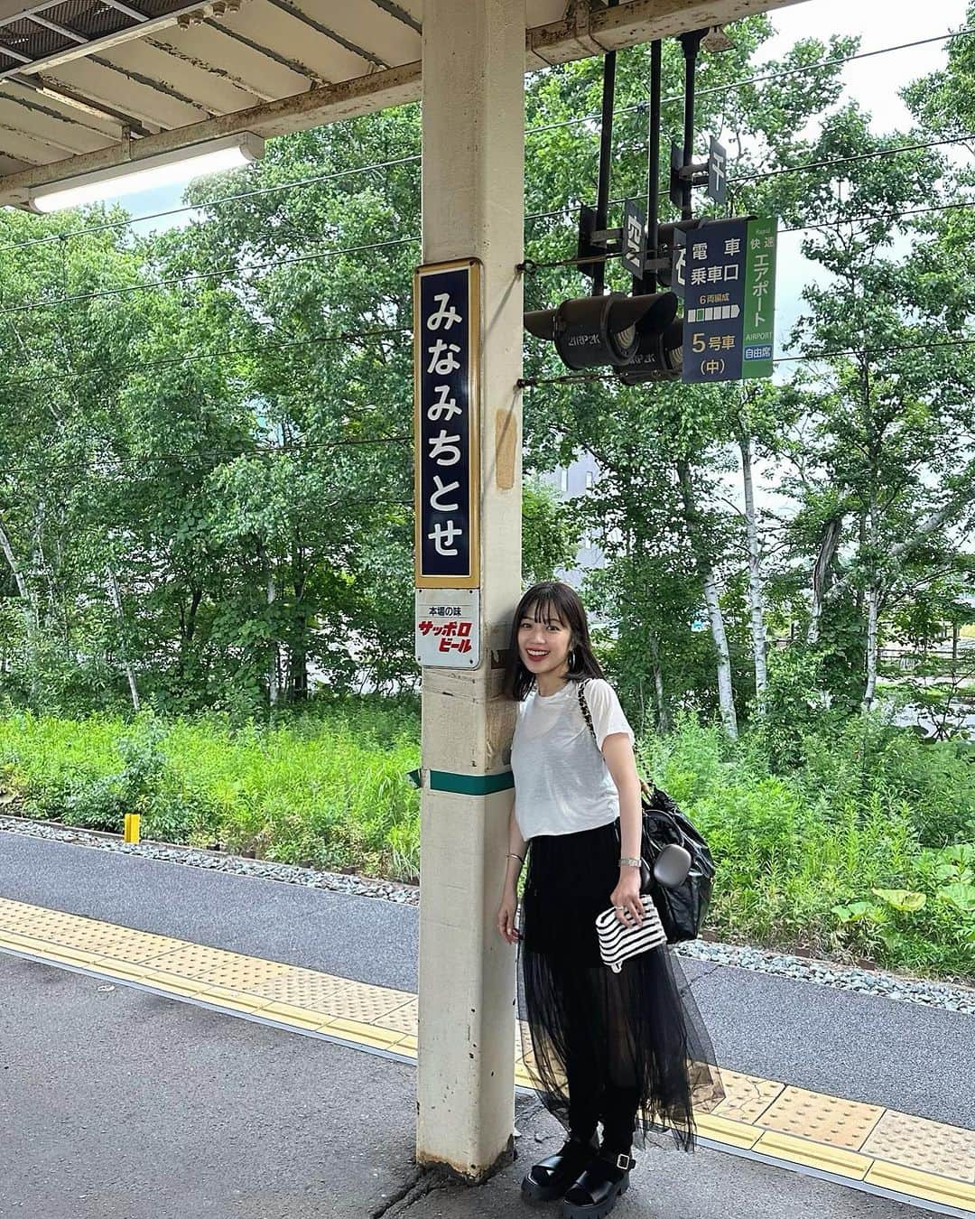 mizukiさんのインスタグラム写真 - (mizukiInstagram)「北海道にきました🌳🦀 わーい、うれしい！！ ㅤㅤㅤㅤㅤㅤㅤㅤㅤㅤㅤㅤㅤ 嬉しくってインスタライブなんかも久しぶりにしてみました... 明日もいい日にします💪💛 インスタライブでたくさん話しかけて下さってみなさんありがとうございました🥰 大好きです🫶 ㅤㅤㅤㅤㅤㅤㅤㅤㅤㅤㅤㅤㅤ #北海道#hokkaido#日韓夫婦#한일부부」7月6日 22時35分 - mizukidrop