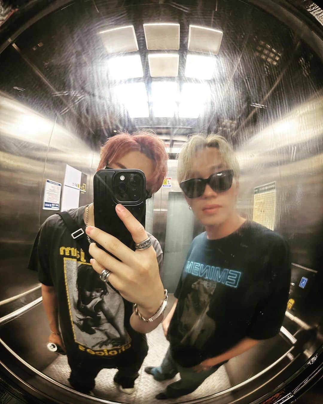 のインスタグラム：「last 🇰🇷  #korea #wooyoungmi  #balenciaga #rickowens」